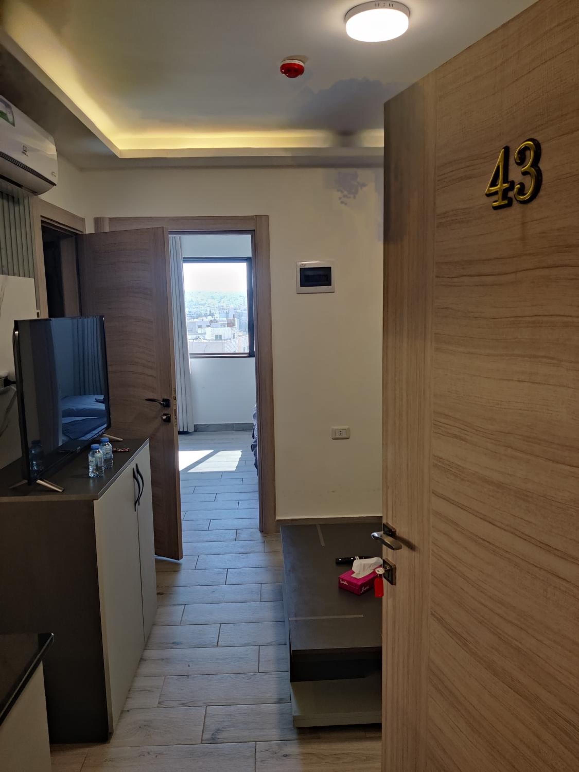 Luxury Room Royal View Near All Services no001 view 3