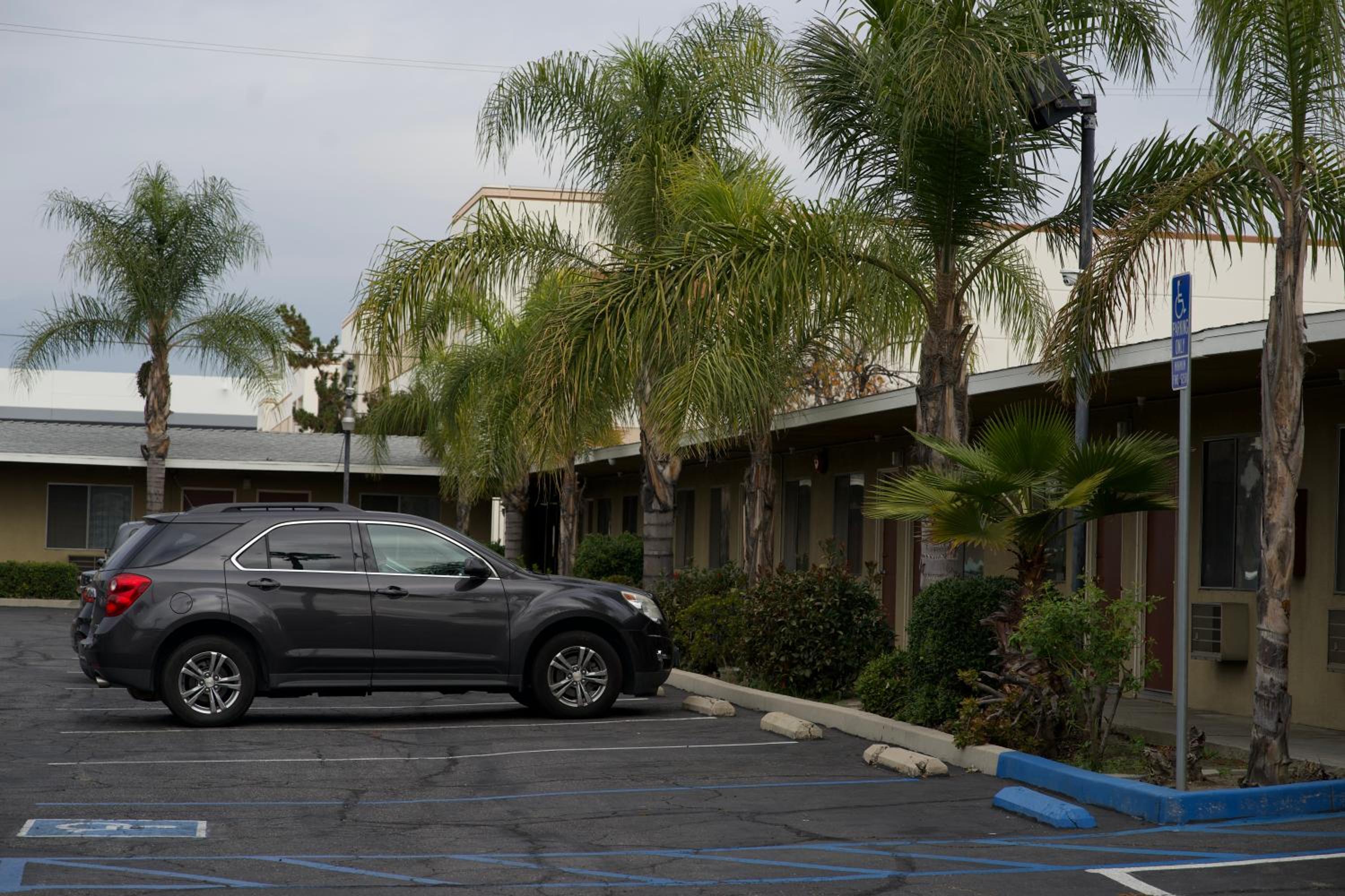 Sands Motel by Ontario Airport & Toyota Arena view 5