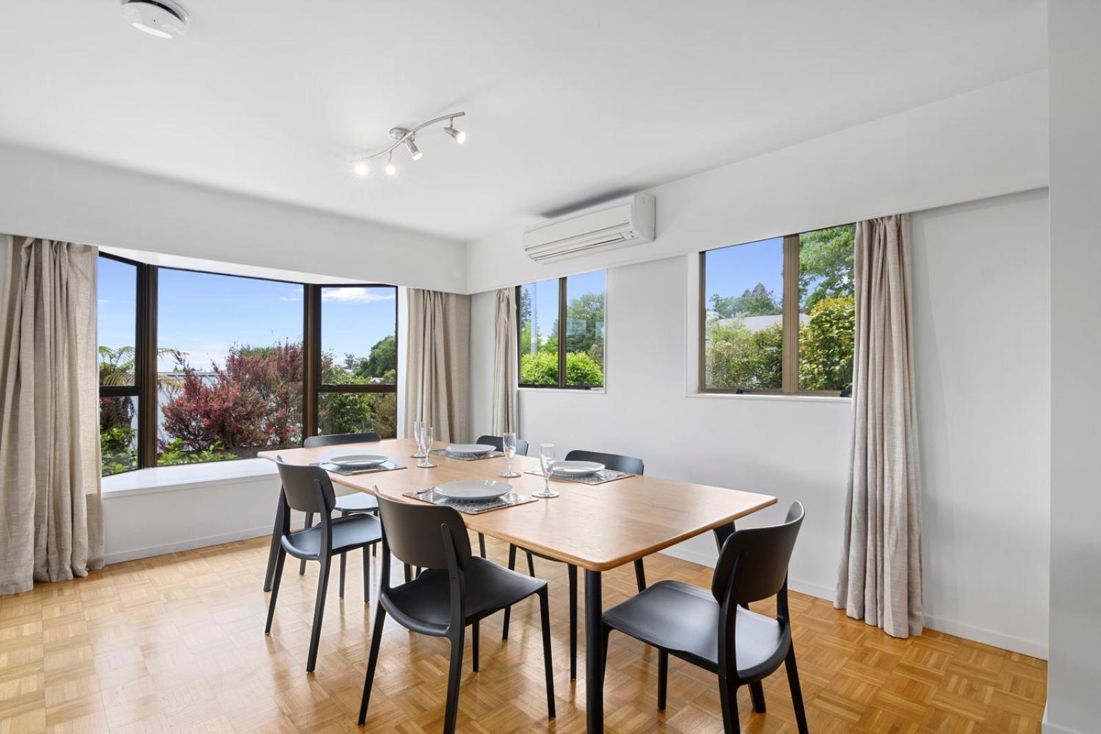 Rutherford Retreat - Nelson Holiday Home view 5