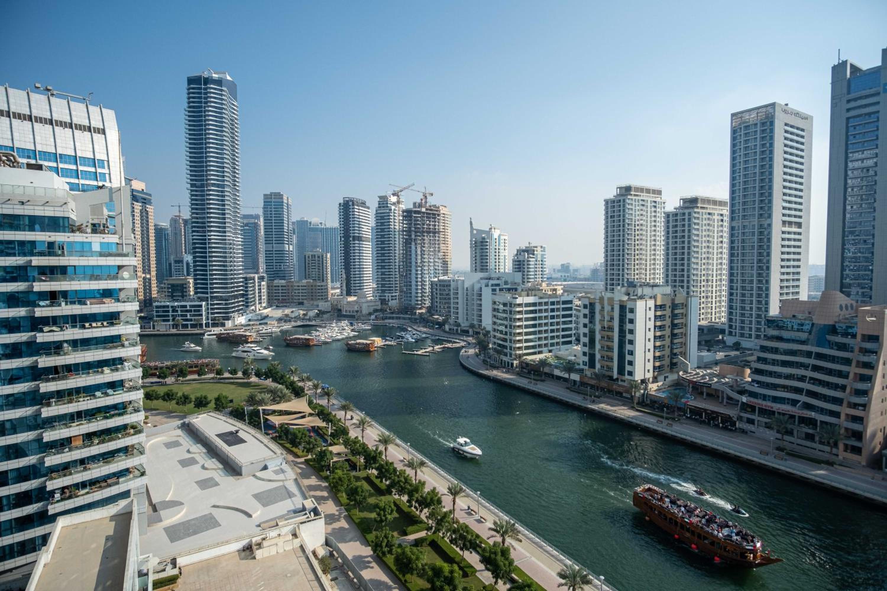 WSuites - Big Terrace with Beautiful Marina View