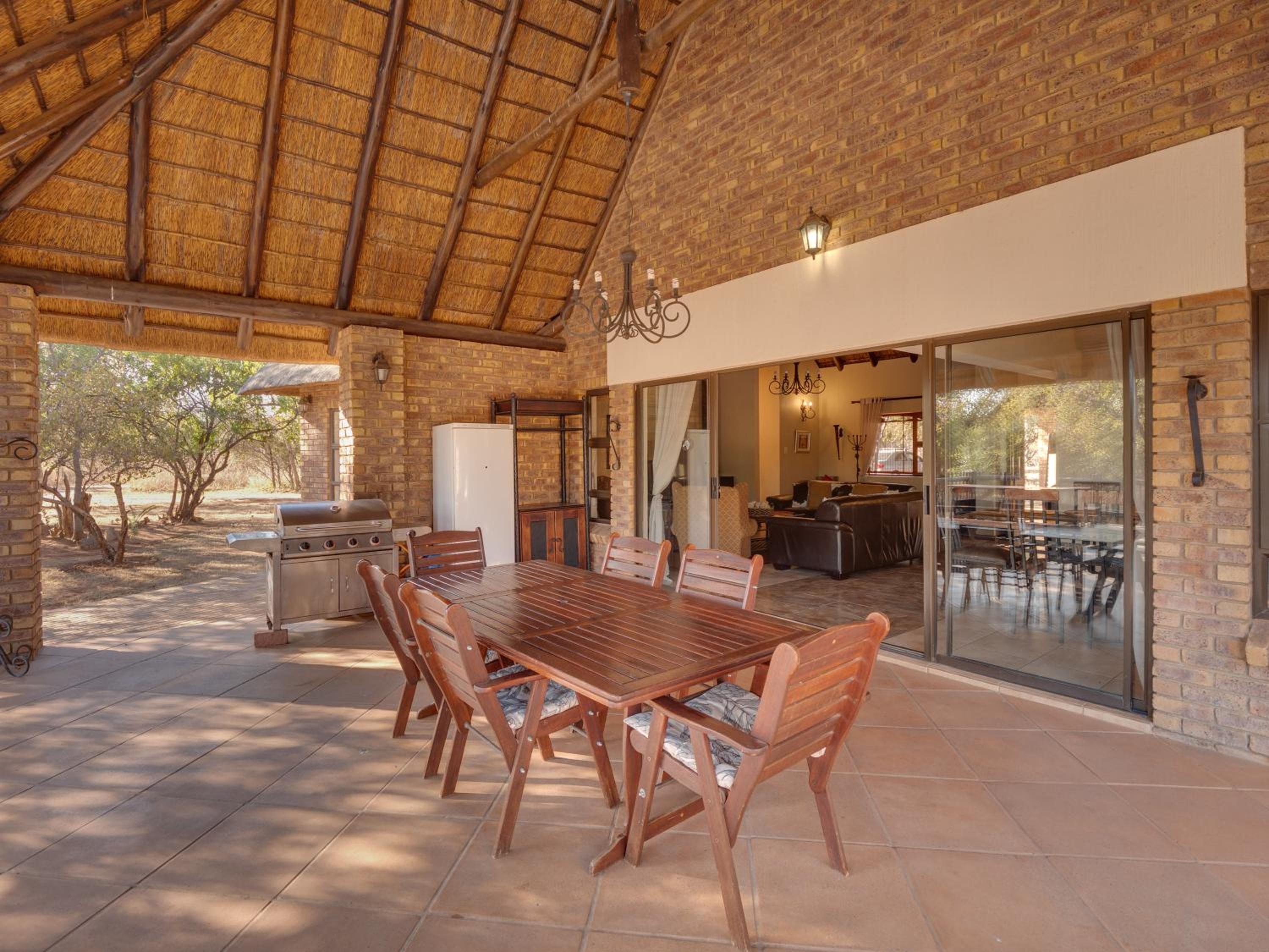 Luxurious 4 Bedroom Villa 94 view 4