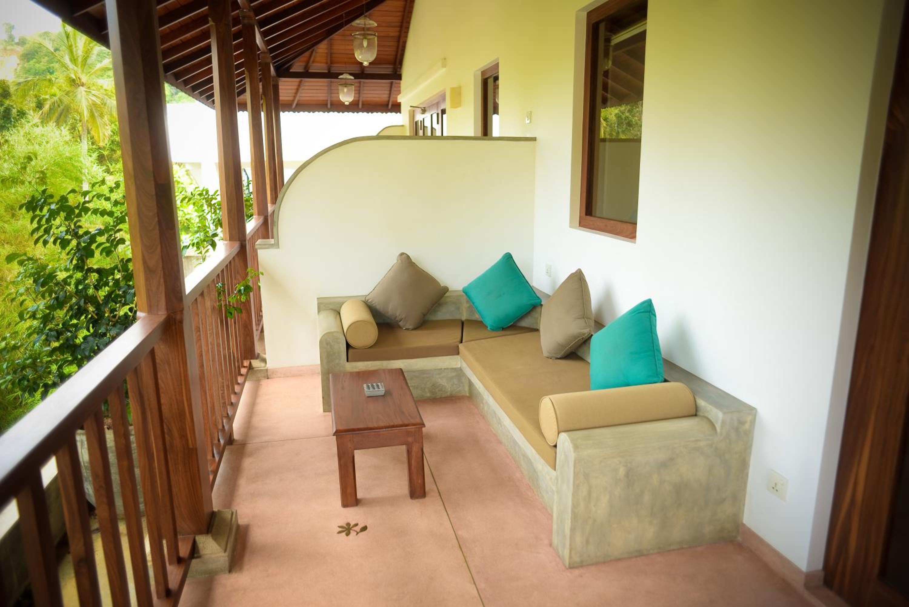 Kingfisher Bamboo Garden Villa