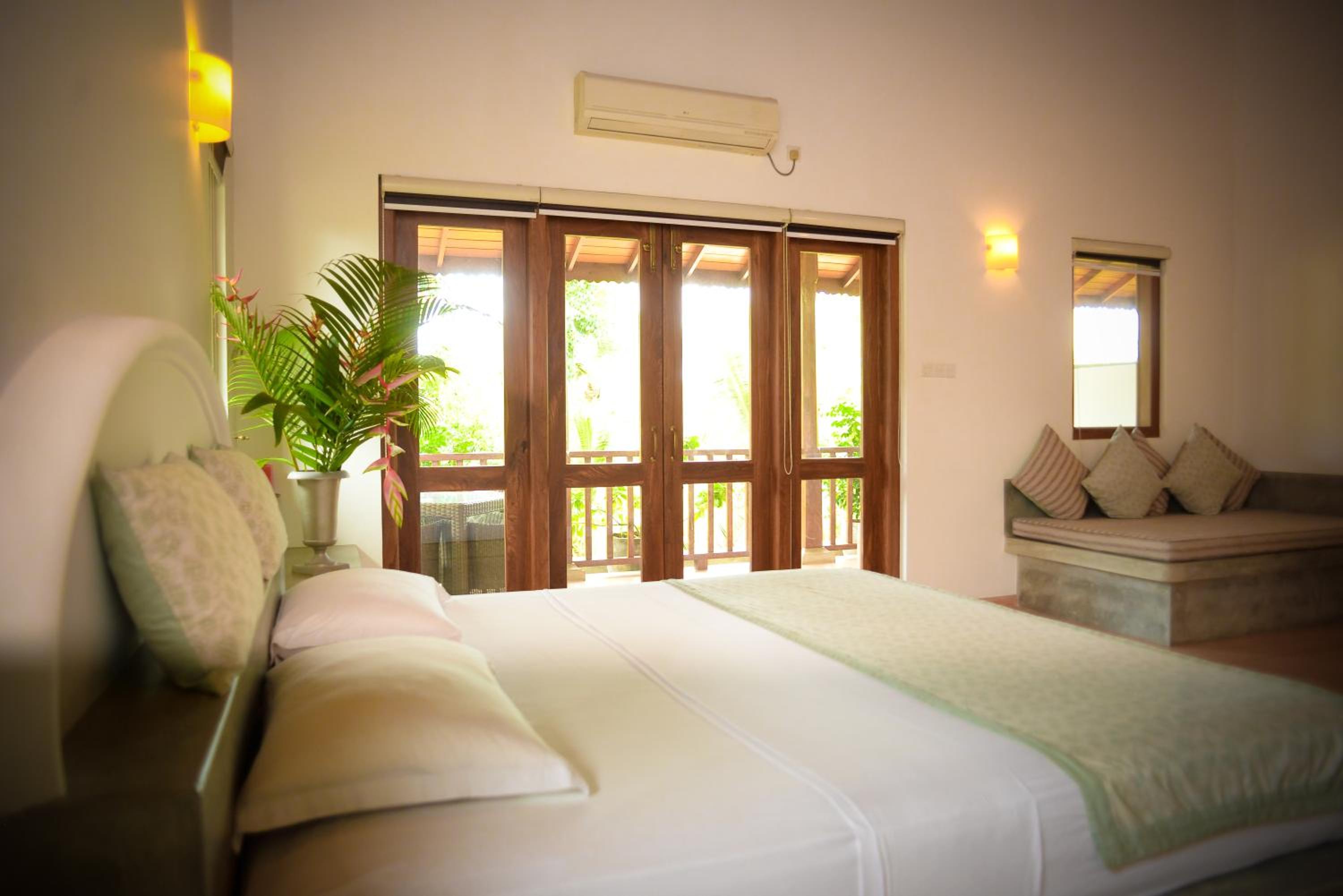 Kingfisher Bamboo Garden Villa