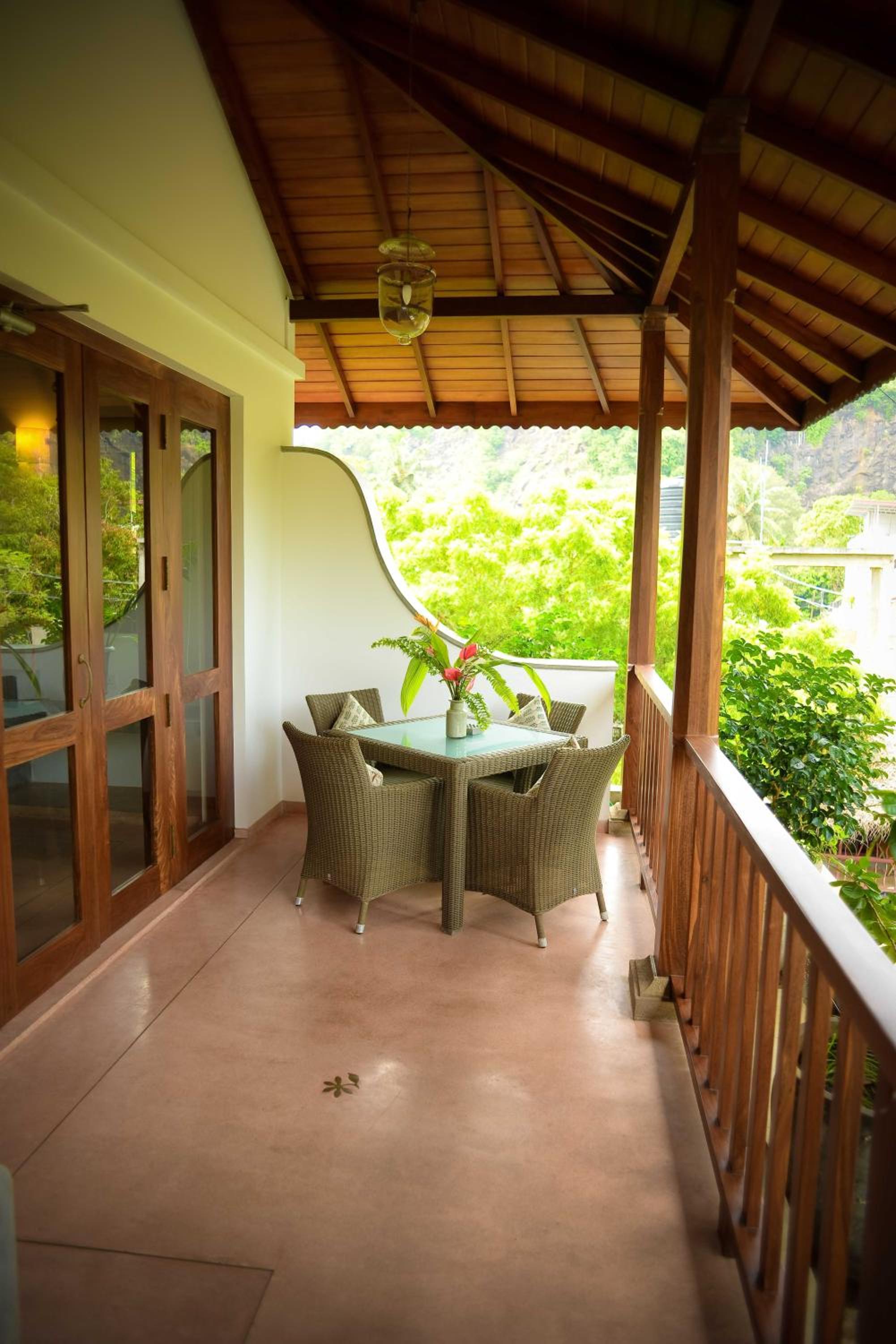 Kingfisher Bamboo Garden Villa
