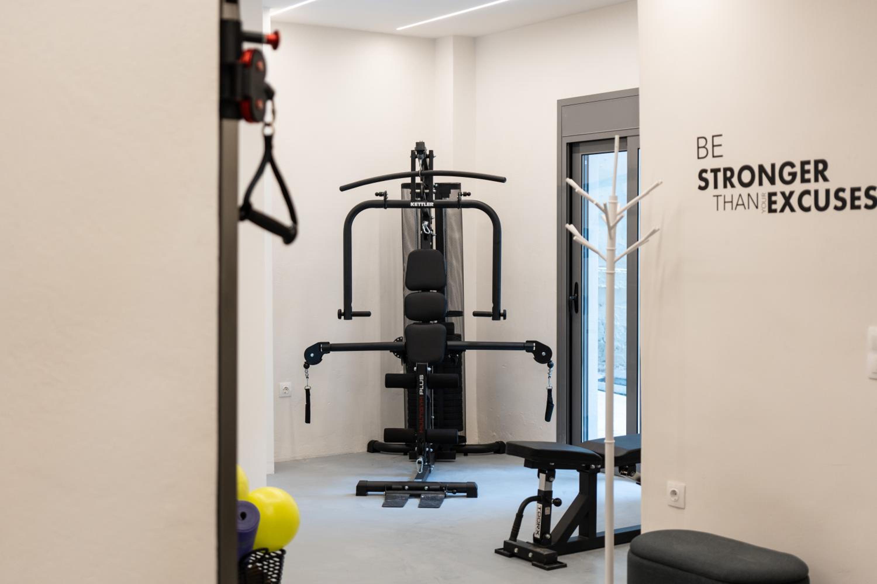 IO SUITES