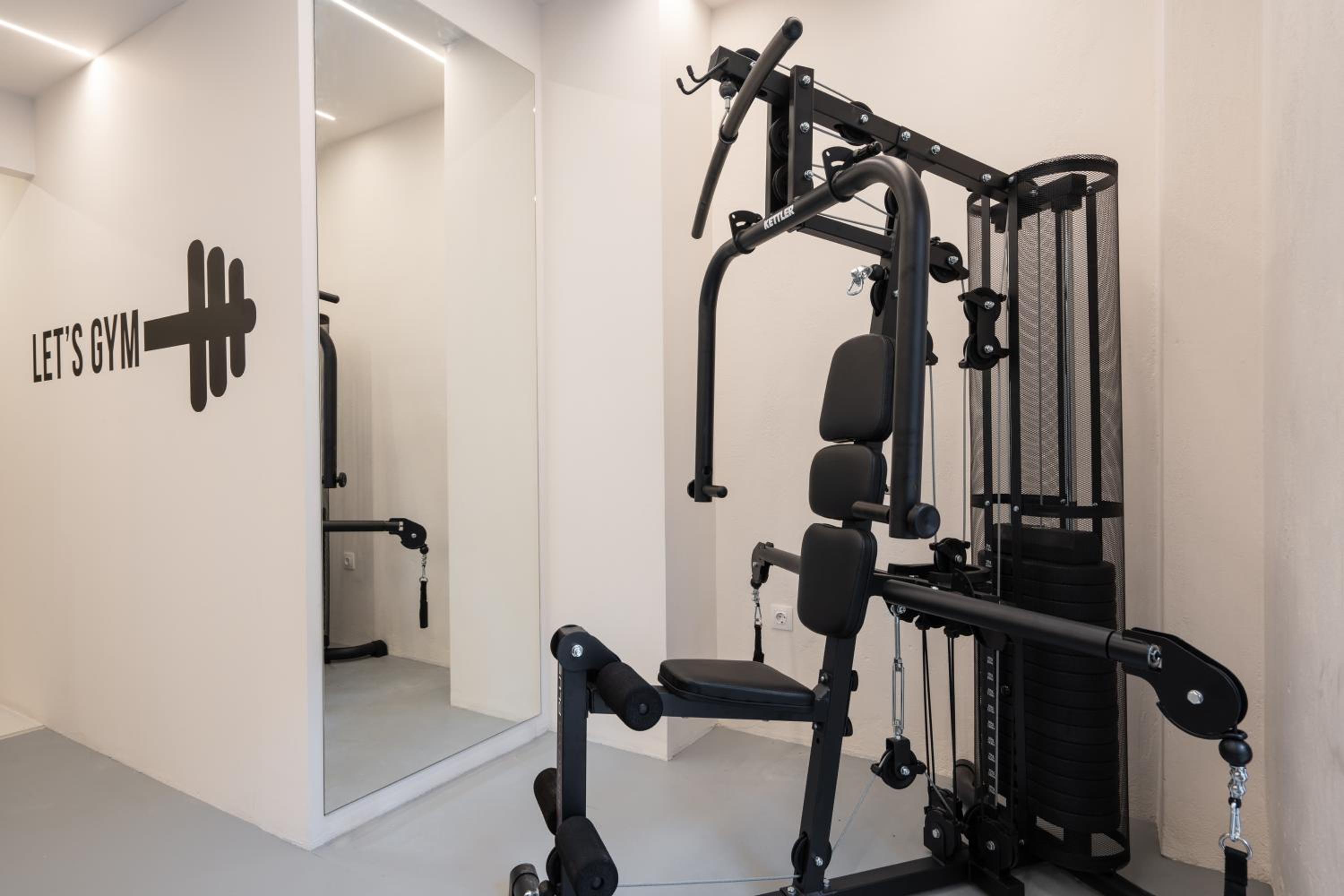 IO SUITES
