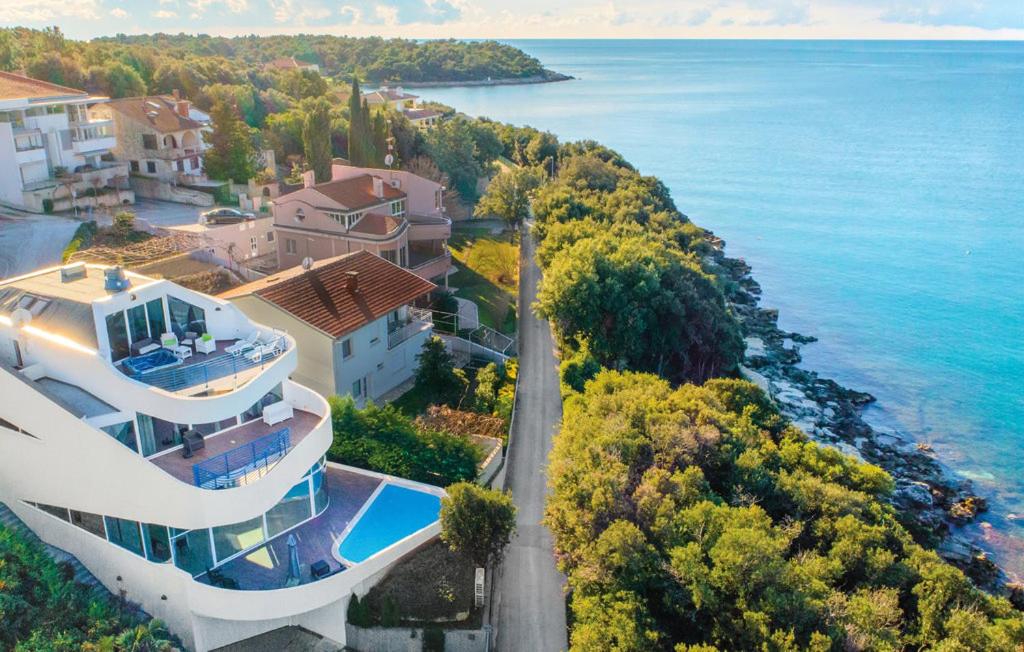 Vila Tina in Pula, Istrien view 4