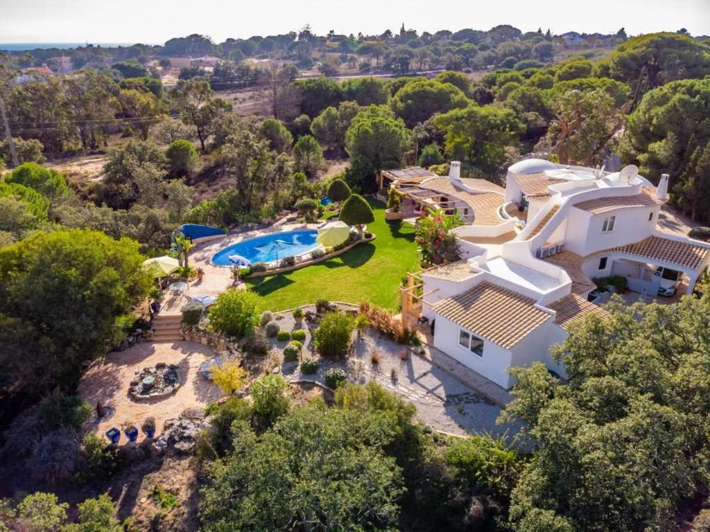 Carvoeiro Vacations - Grand Carvoeiro Villa 5 Bedrooms Villa Elise Ping Pong Table Great Pool Area - Property Image 35