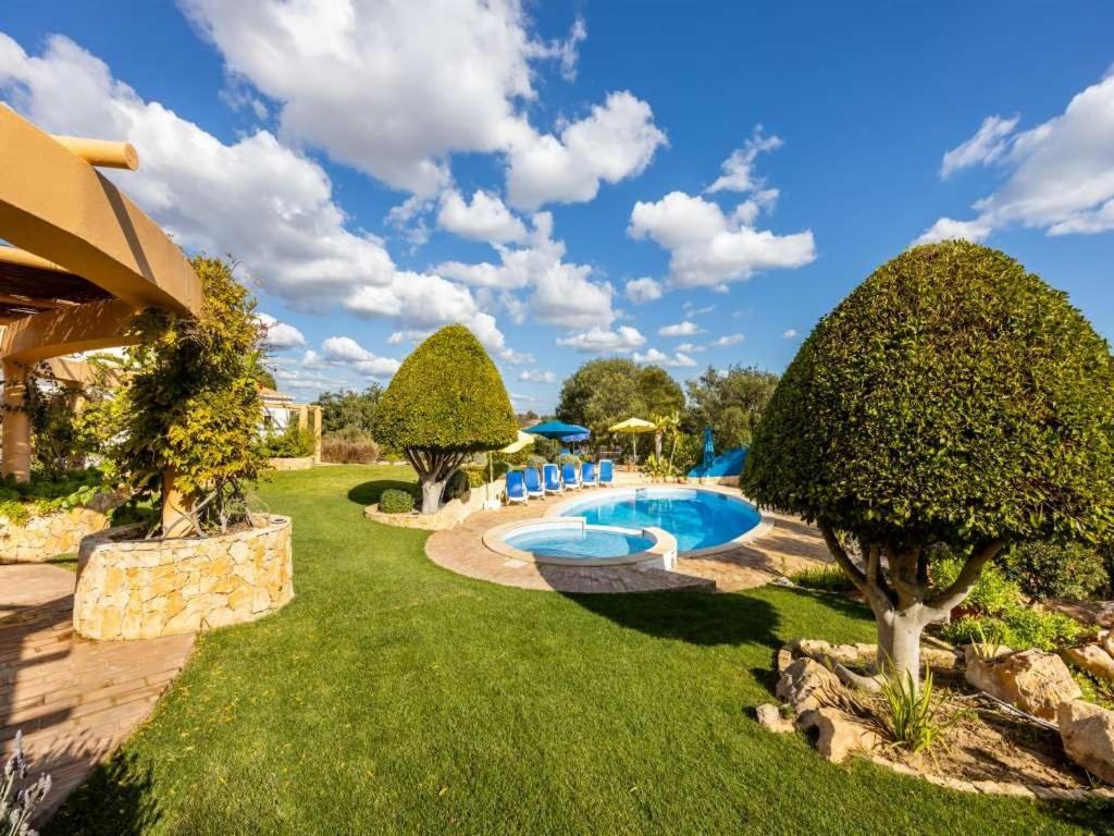 Carvoeiro Vacations - Grand Carvoeiro Villa 5 Bedrooms Villa Elise Ping Pong Table Great Pool Area - Property Image 39