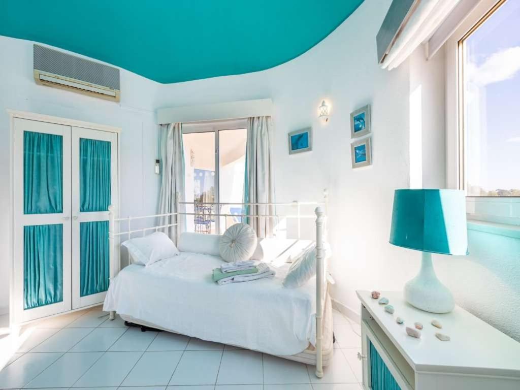 Carvoeiro Vacations - Grand Carvoeiro Villa 5 Bedrooms Villa Elise Ping Pong Table Great Pool Area - Property Image 18