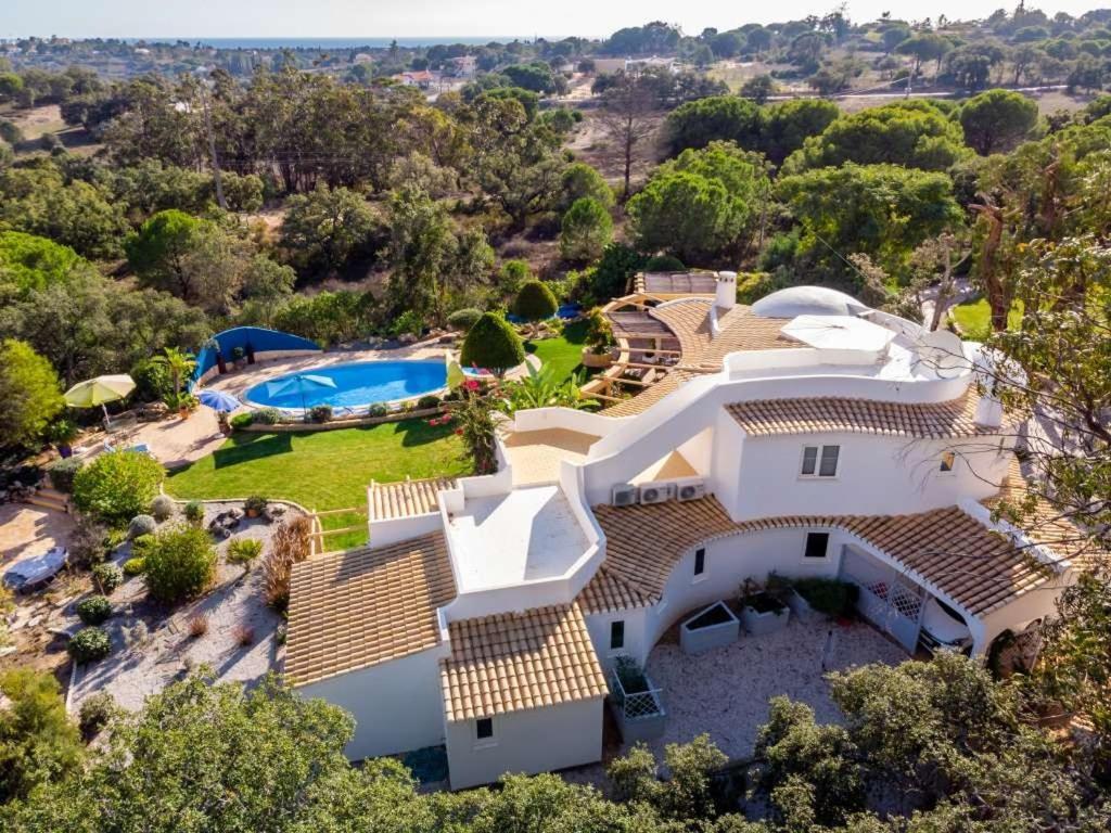 Carvoeiro Vacations - Grand Carvoeiro Villa 5 Bedrooms Villa Elise Ping Pong Table Great Pool Area - Property Image 26