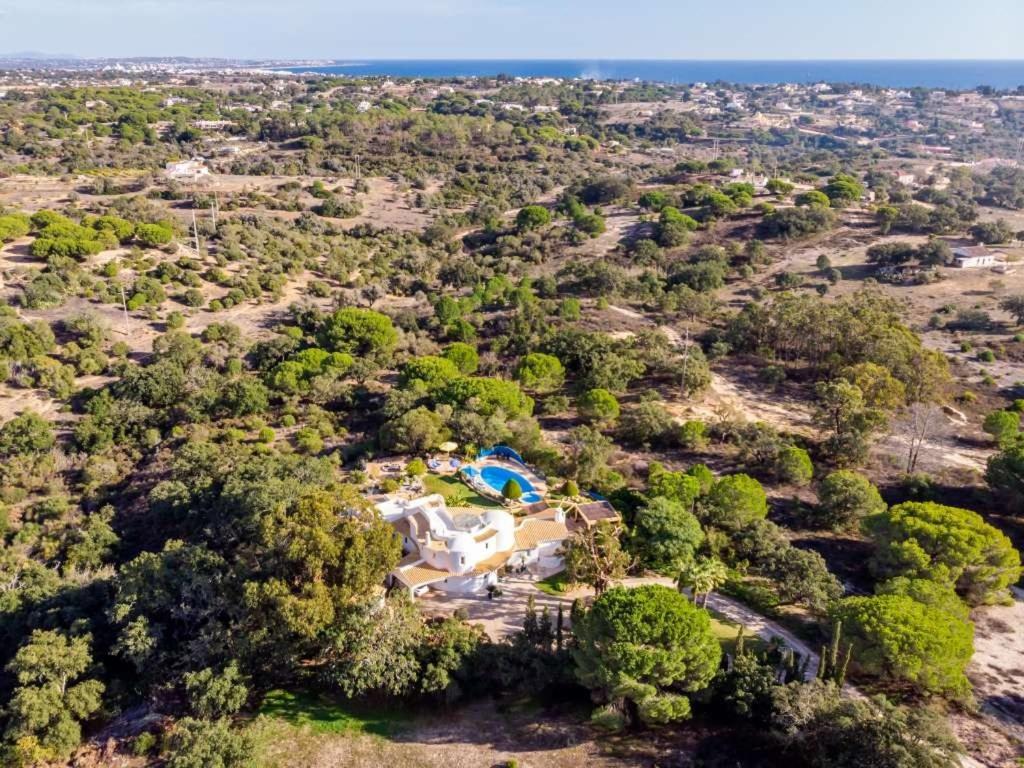 Carvoeiro Vacations - Grand Carvoeiro Villa 5 Bedrooms Villa Elise Ping Pong Table Great Pool Area - Property Image 28