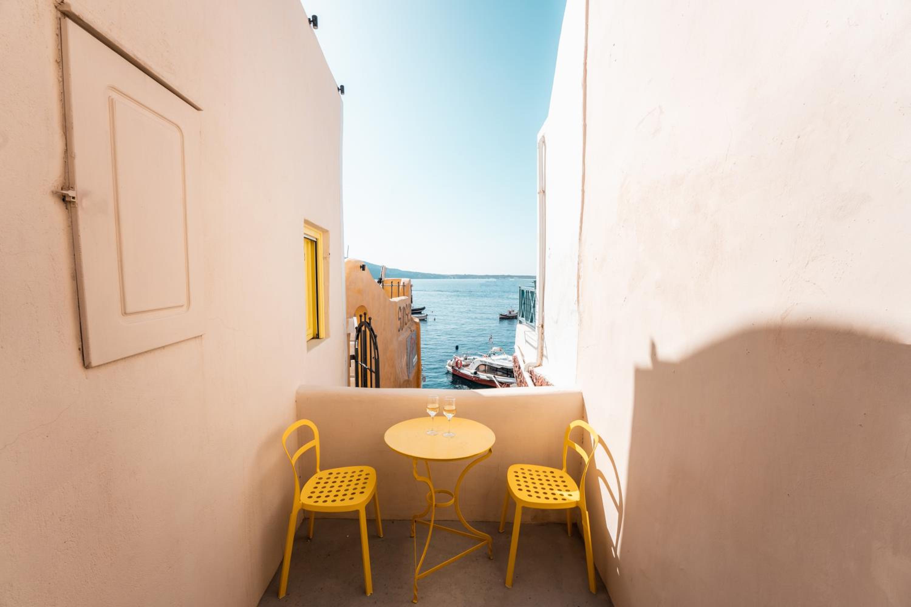 Oia Vacations - Anelia House - Property Image 3