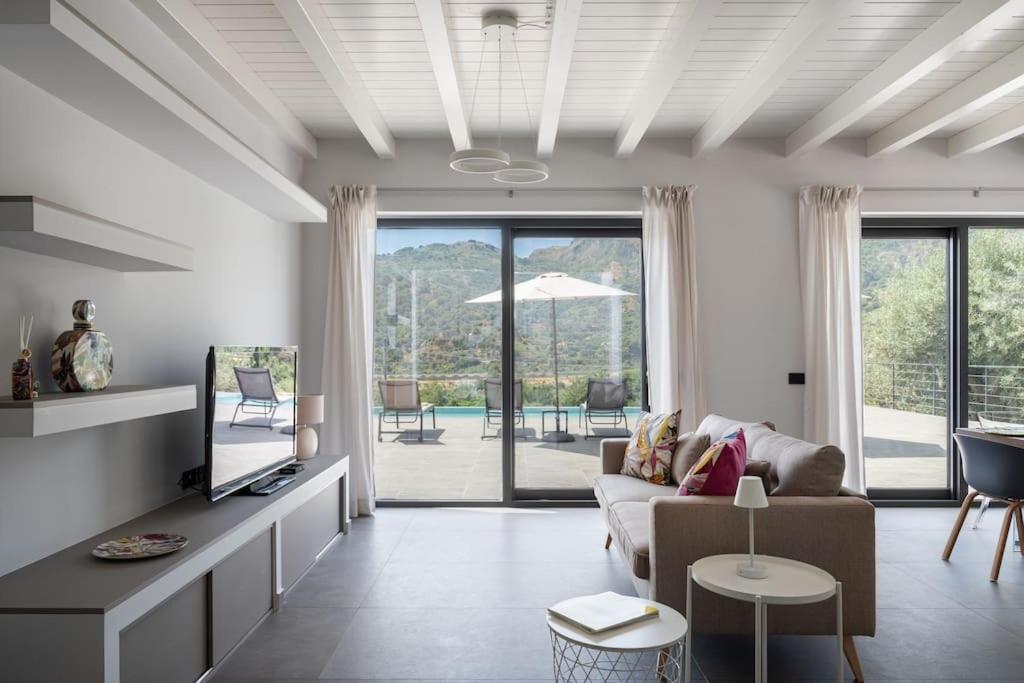 3 Bedroom Modern Villa, Pool, Savoca, East Sicily view 2