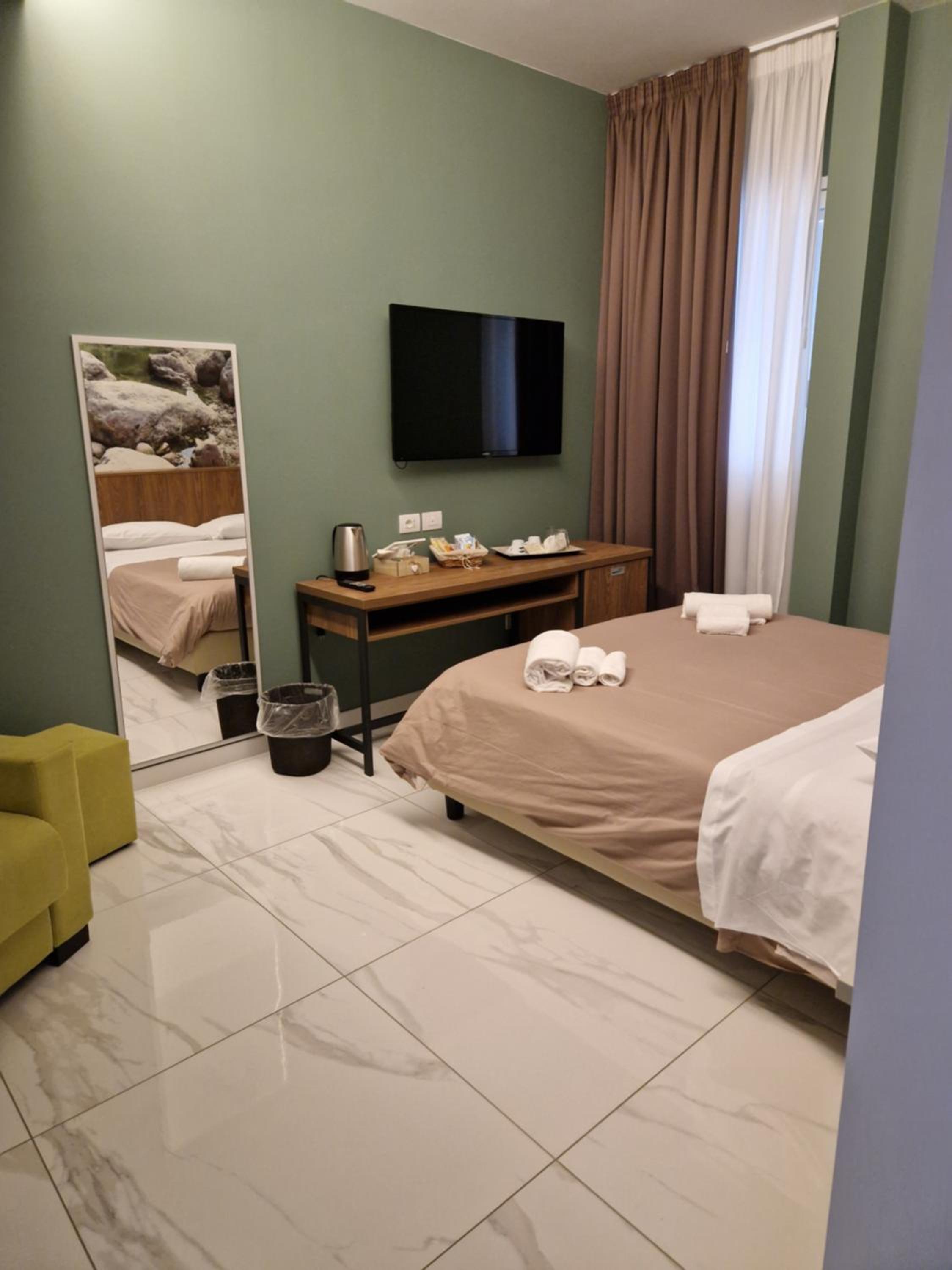 hotel room