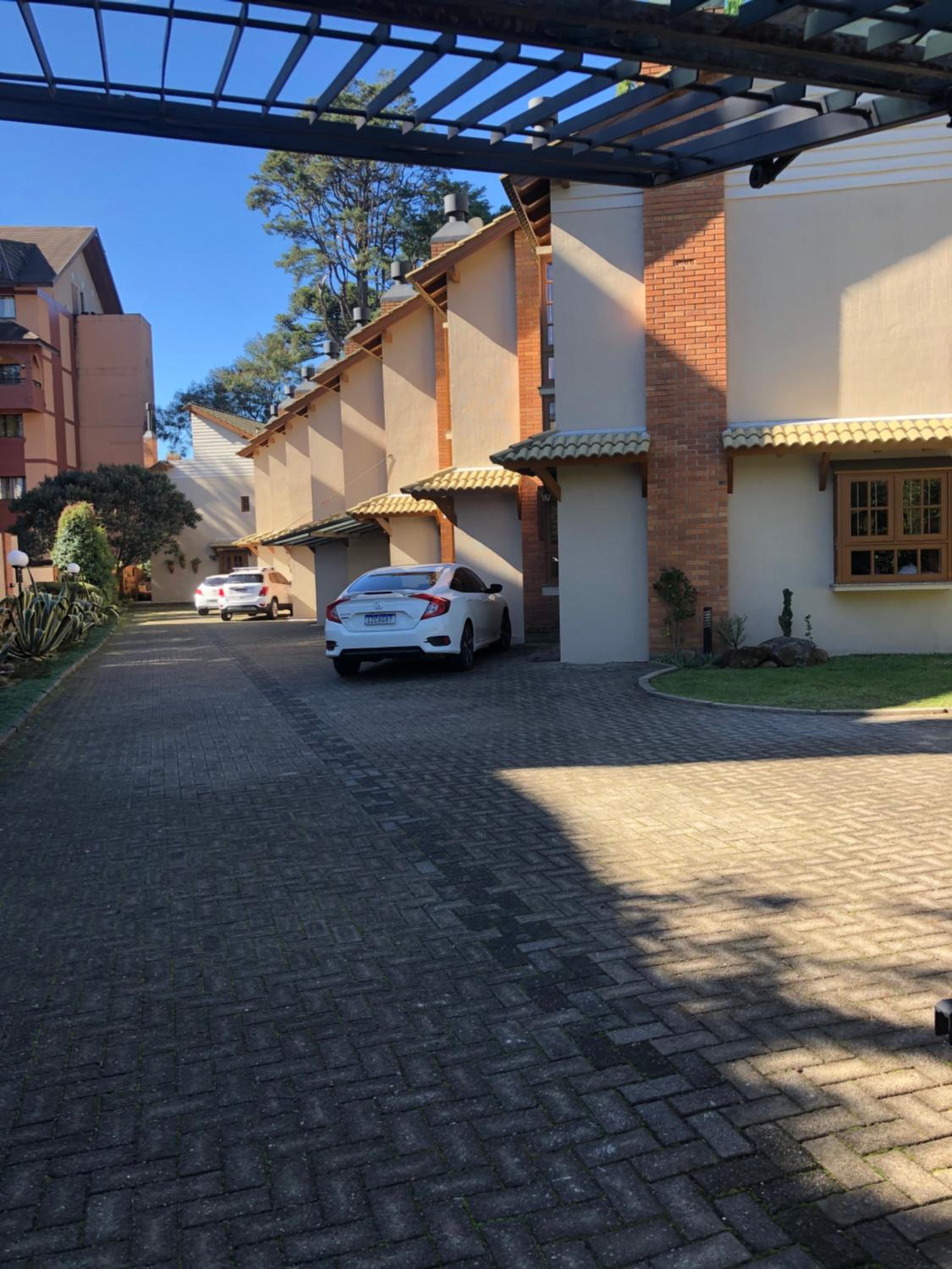 Apartamento aconchegate no centro de Gramado. view 3