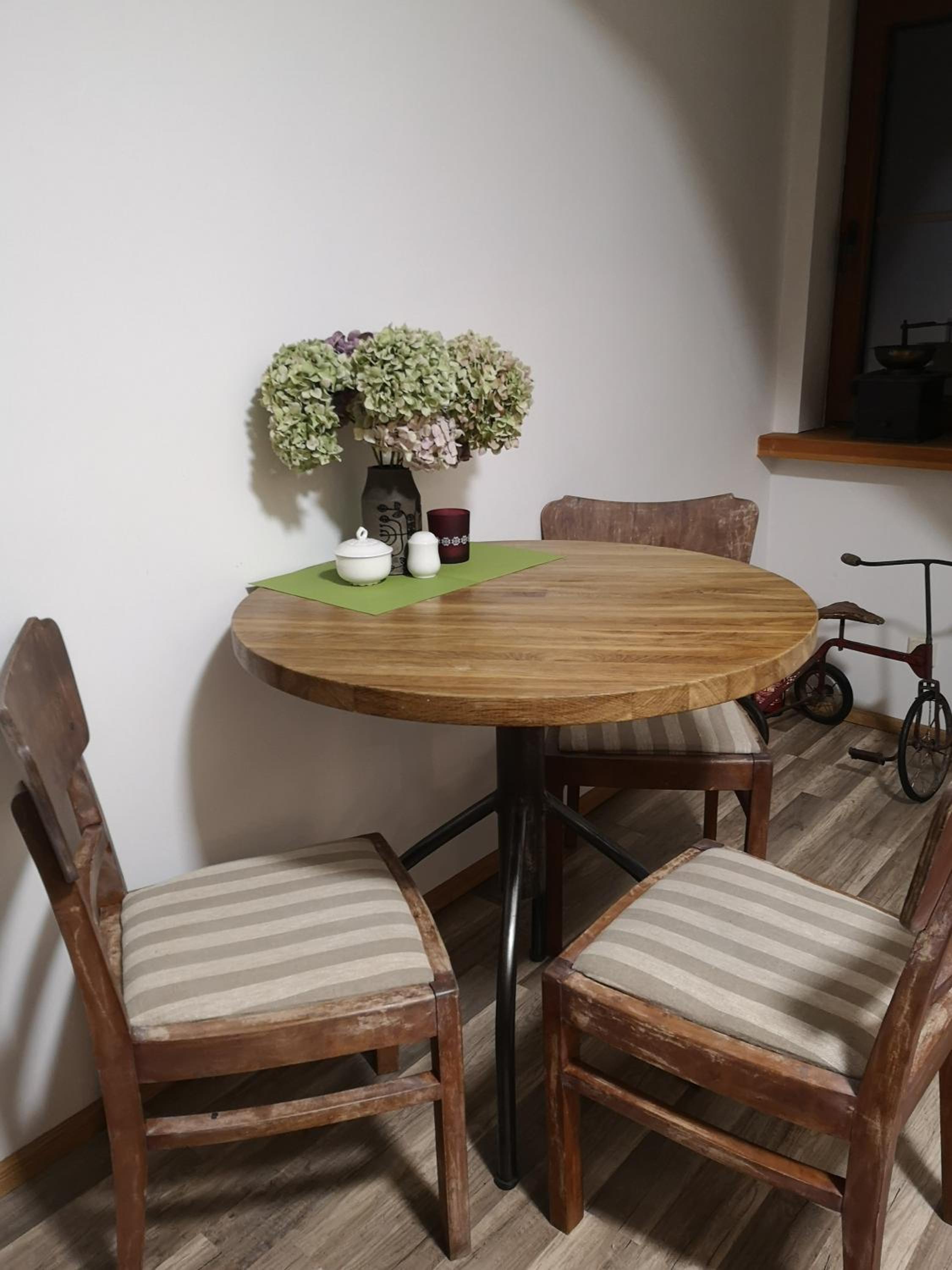 Amanda's apartment