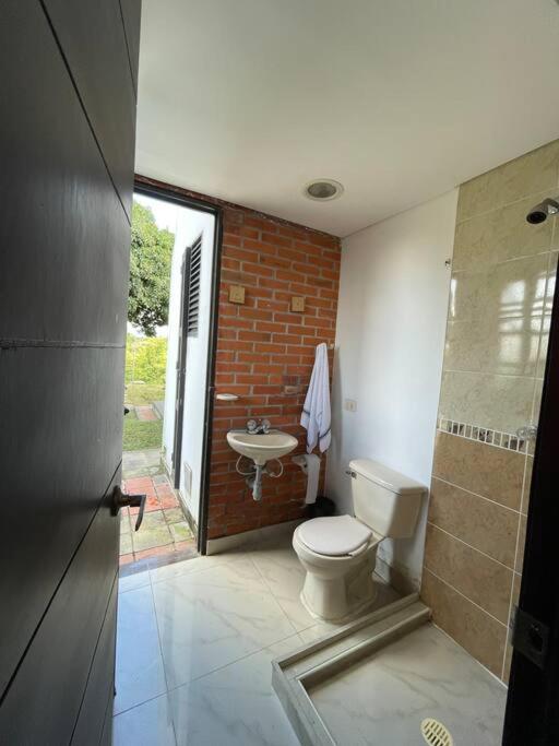 Casa de lujo campestre con jacuzzi