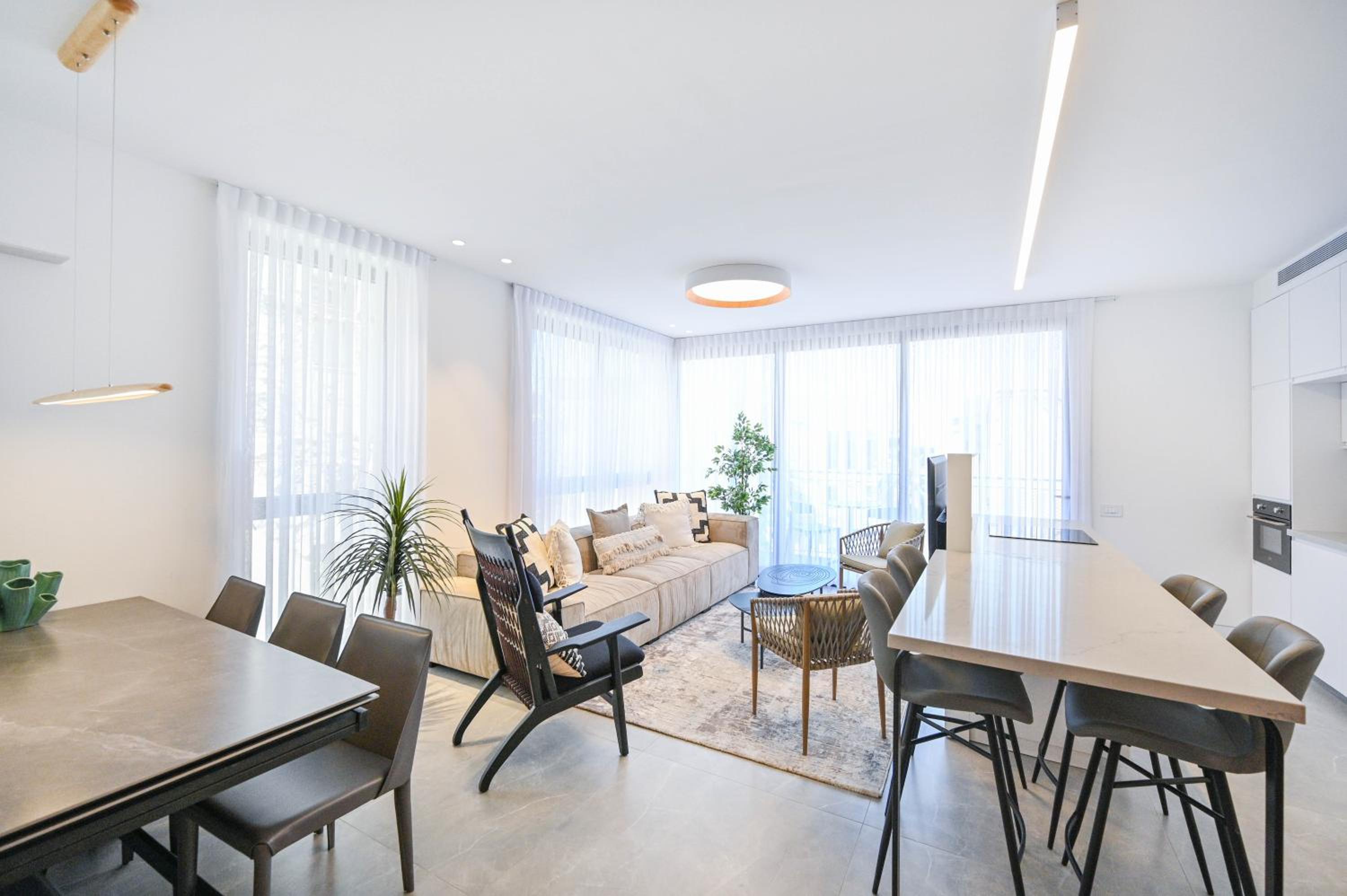 Sweet Home 3BR near the sea by HolyGuest view 2