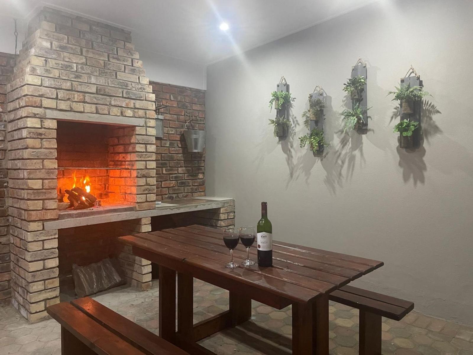 Mossel Bay Self Catering - Near Bayview Centre & Hospital