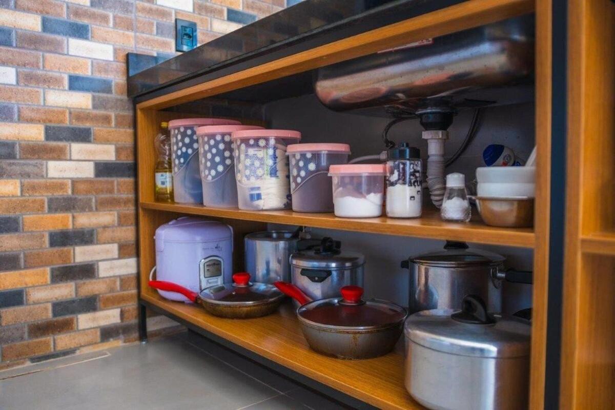 Casa com 2 suítes, cozinha completa , área de lazer, piscina infantil, 10 min do parque aquático