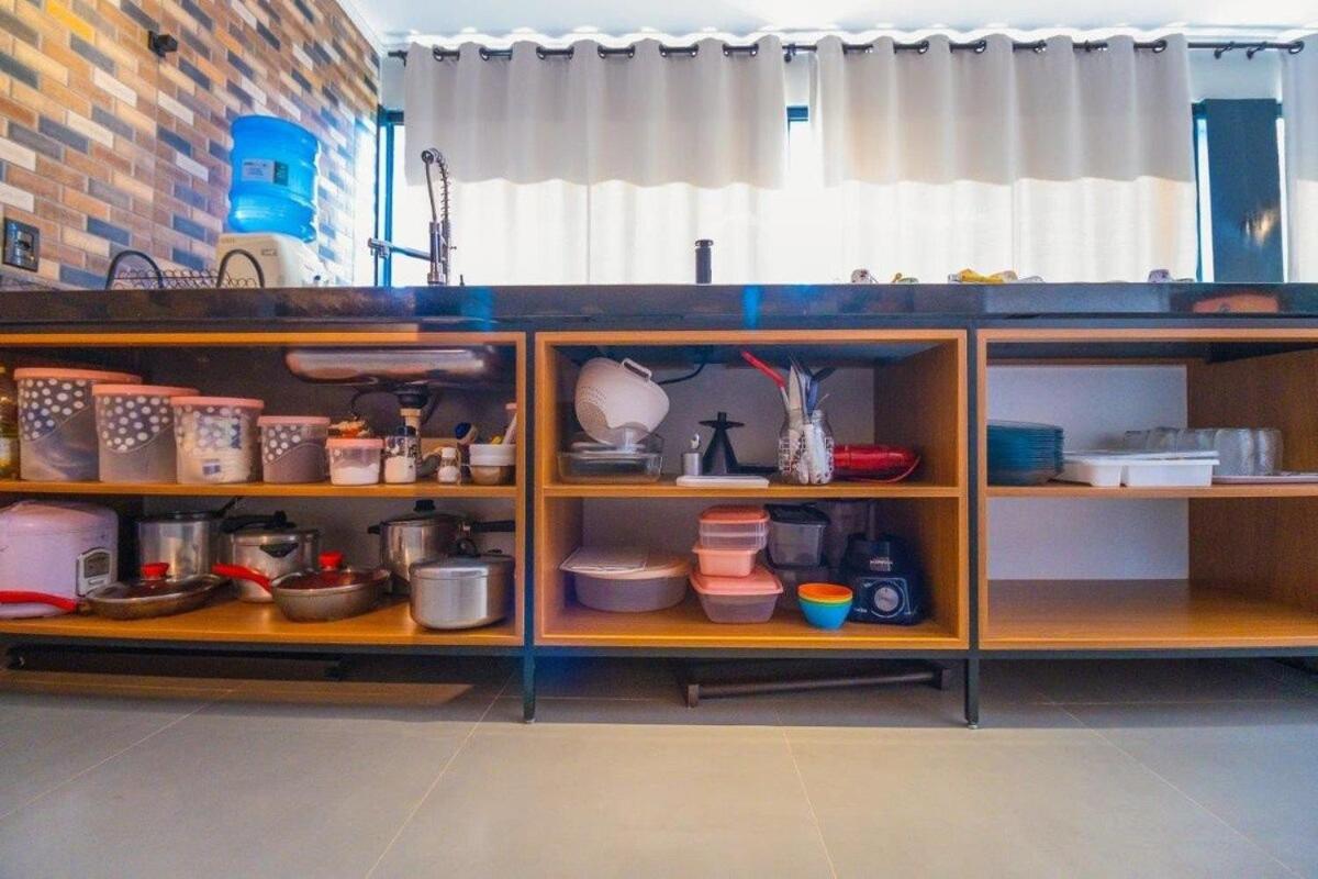 Casa com 2 suítes, cozinha completa , área de lazer, piscina infantil, 10 min do parque aquático
