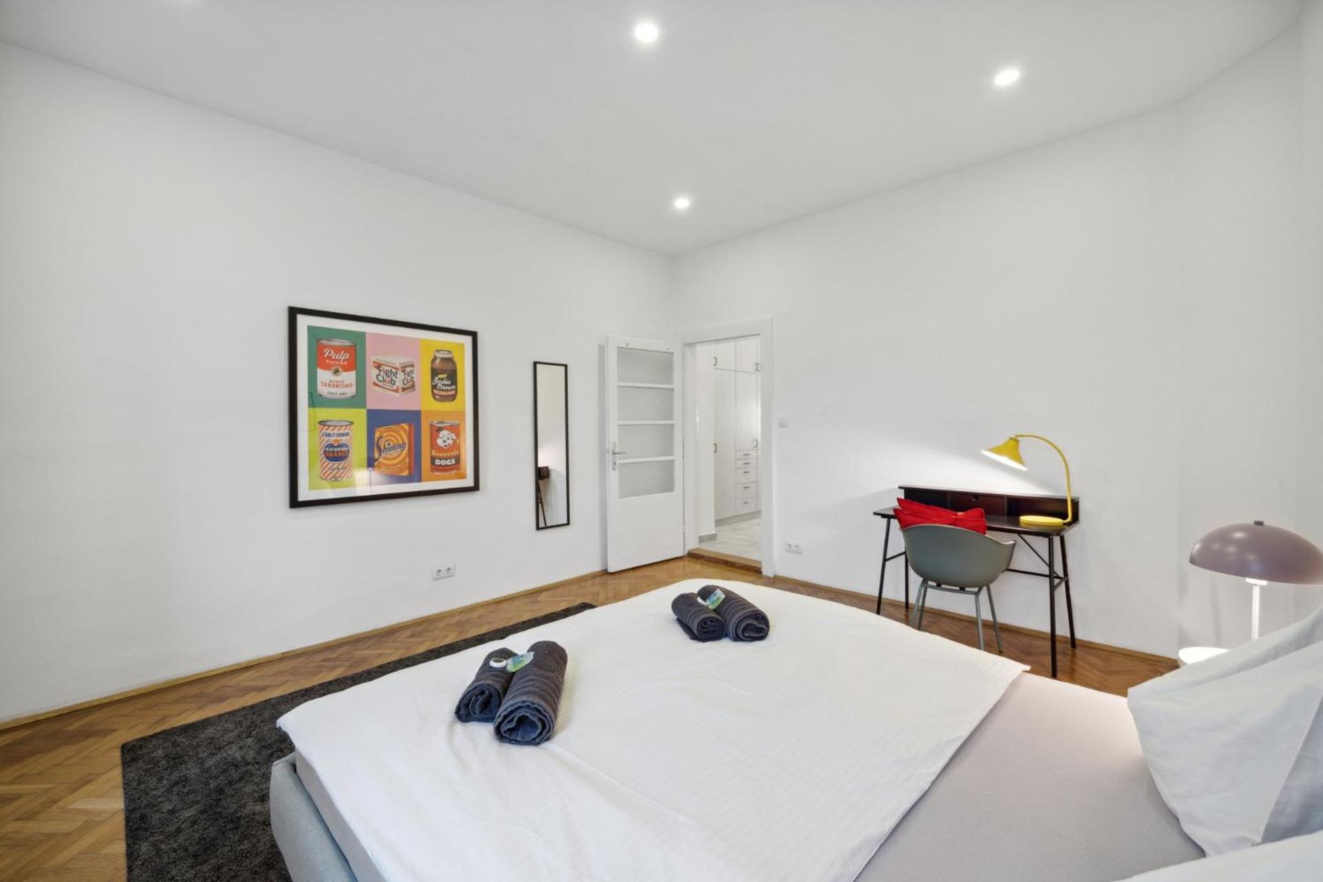 Big spacious central apartment in Vienna