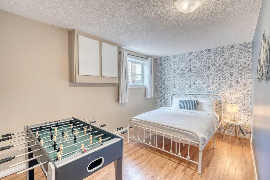 Boho Retreat w/King Bed on Bow River Pathway
