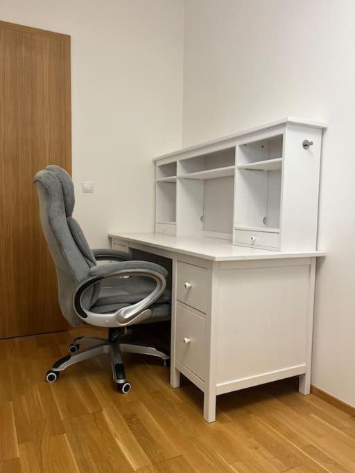 Apartman Holesovice,balkon,garaz