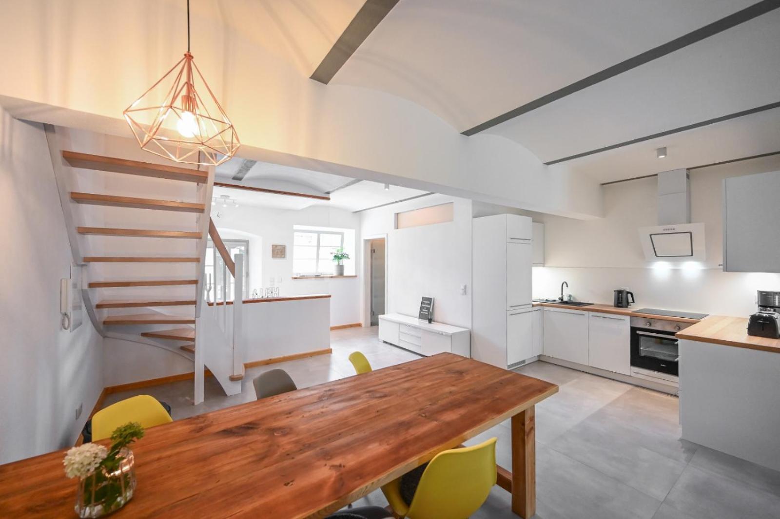 FarmHouse Eckartsberg im Zittauer Gebirge - Gemütliche und moderne Ferienwohnungen mit Terrasse