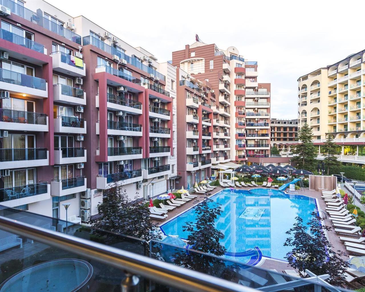 ADMIRAL PLAZA C 45 One Bedroom Apartment