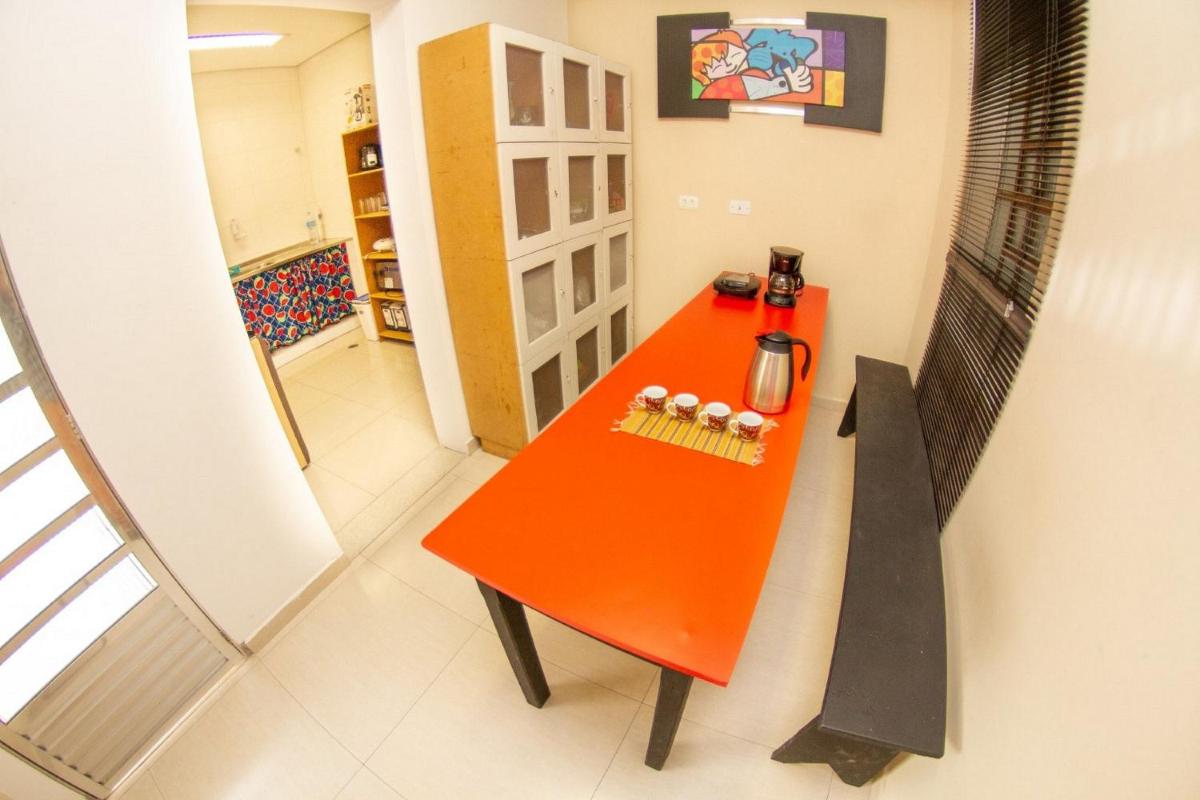 Quarto 16 Liberdade by OBA view 4
