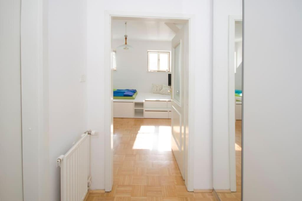 The cute, sunny apartment in the center +P view 3