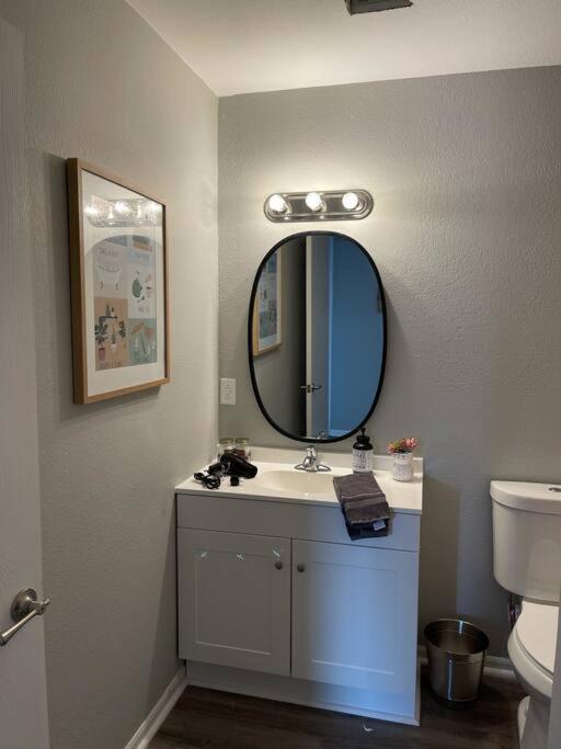 The Mary Lou - 2 Bedroom Apt in Quilt Town, USA view 5