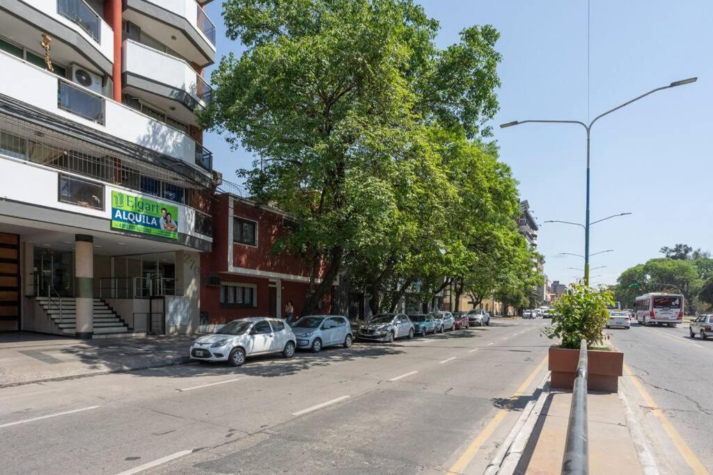 Best Parque - Pileta y Cochera - Solo autos
