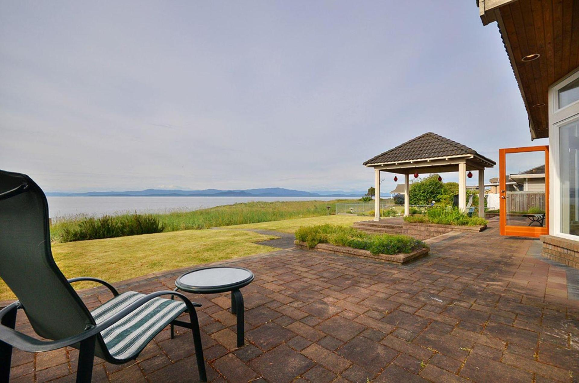 Parksville Vacations - Columbia Beach House - Property Image 12