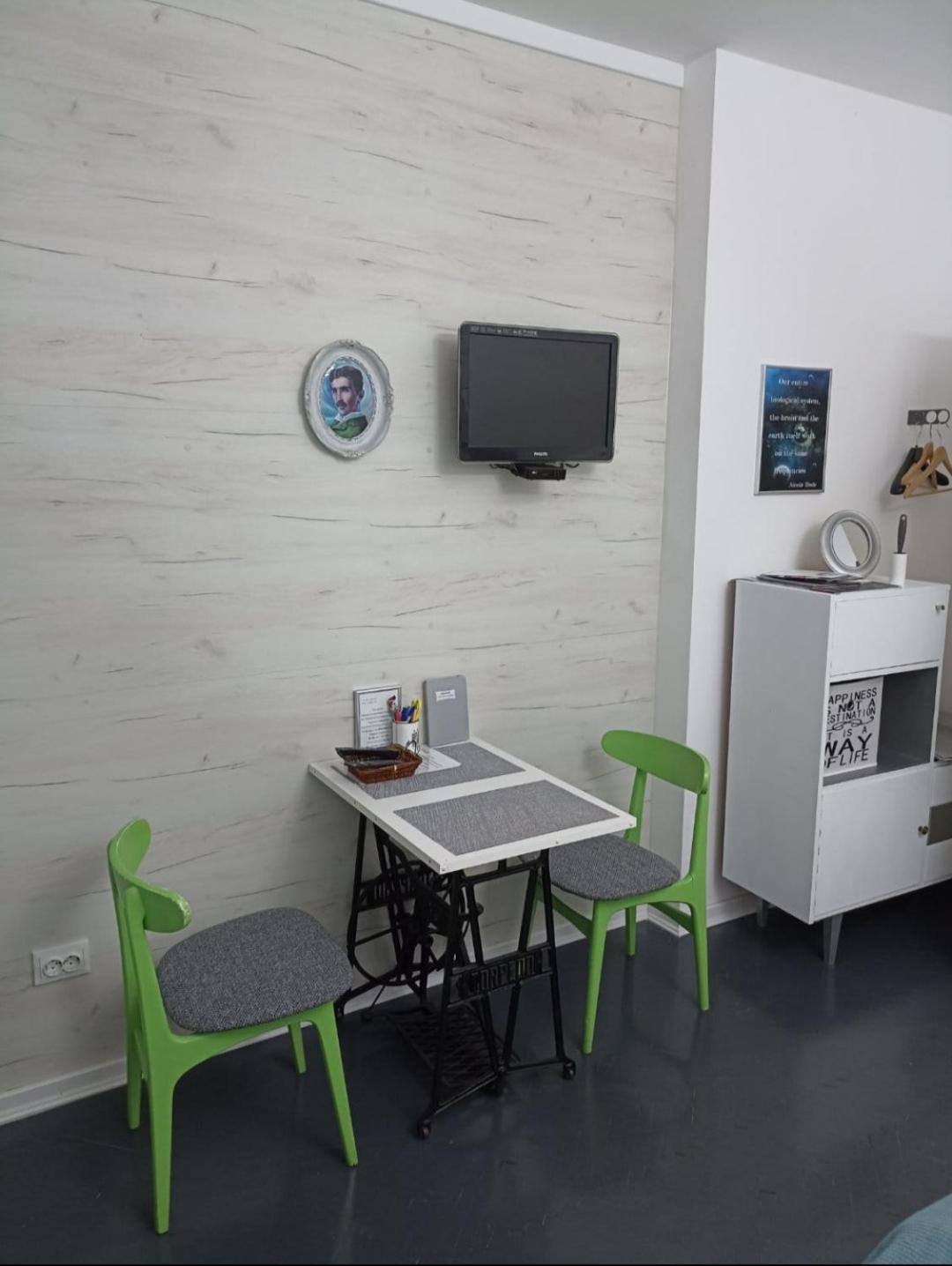 Apartment Tesla Space