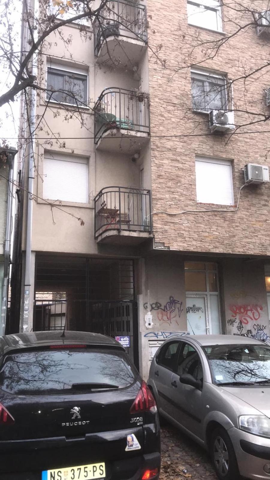 Photo 11