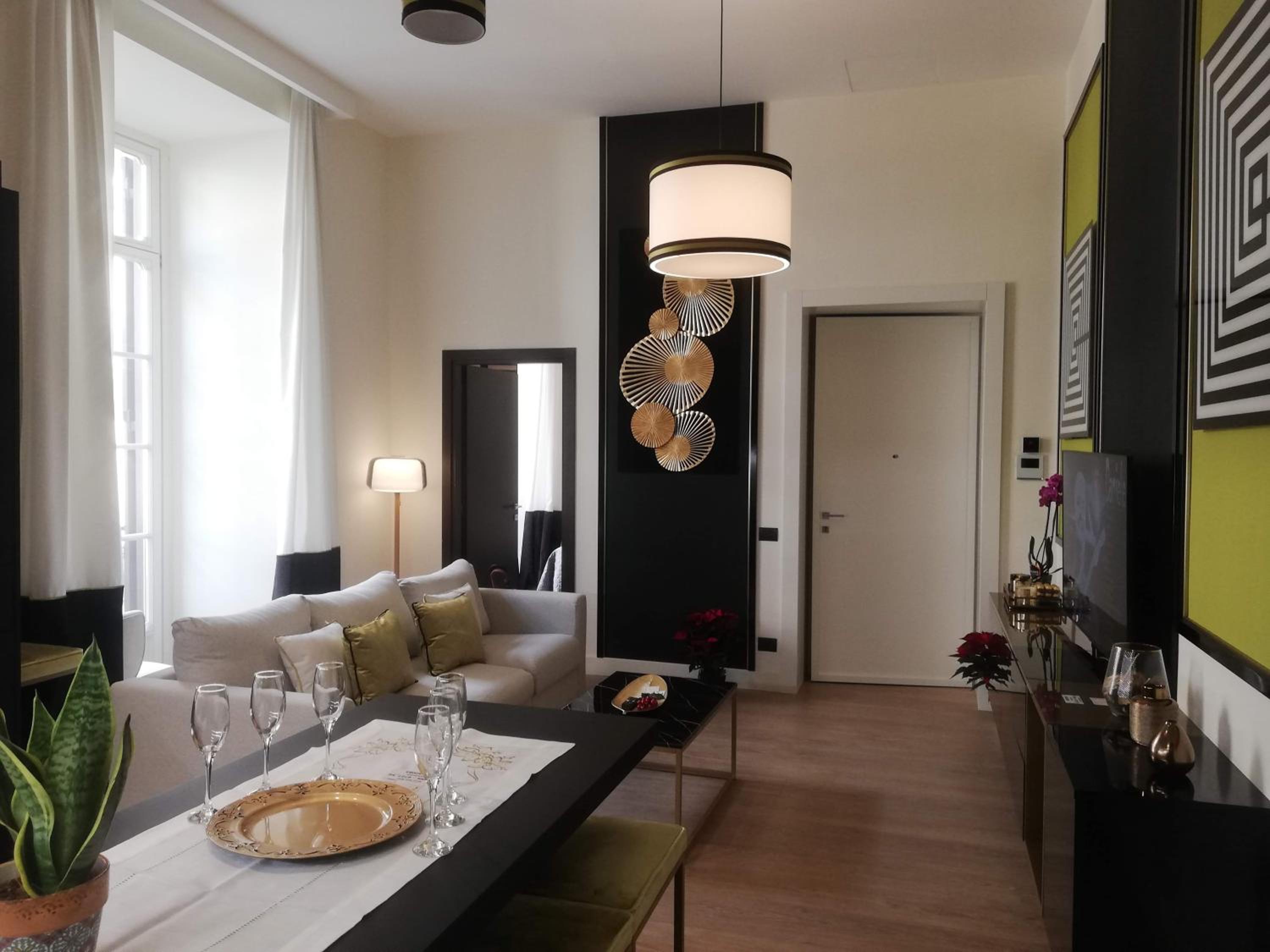Napoli Mariana Luxury