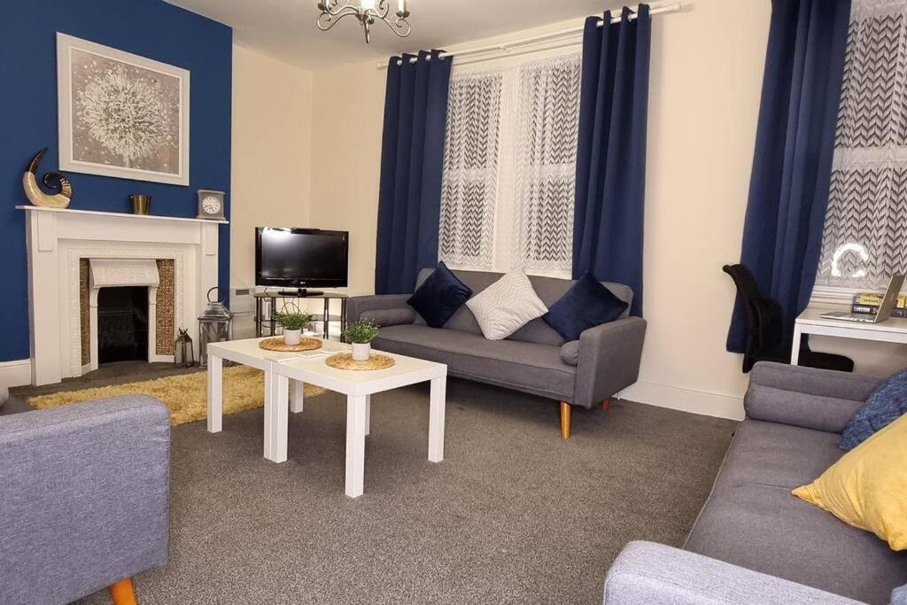 Cosy 3BR Hastings House in Maidstone Kent view 5