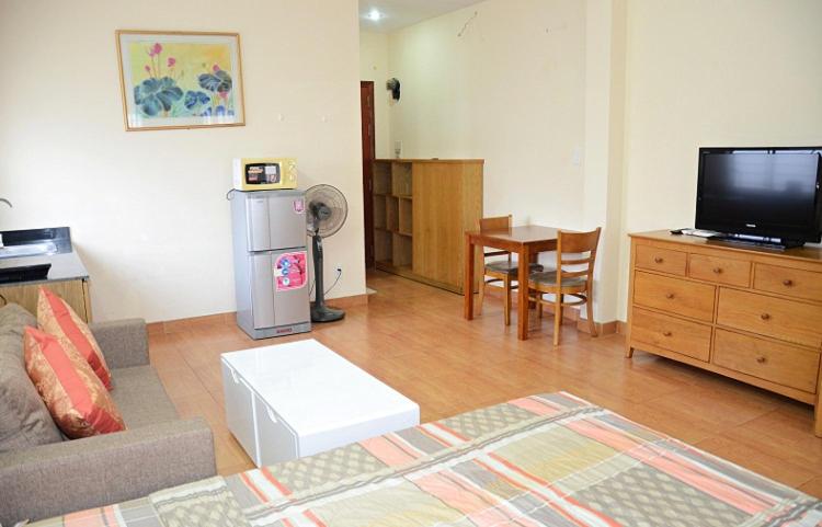 Smiley Apartment 3
