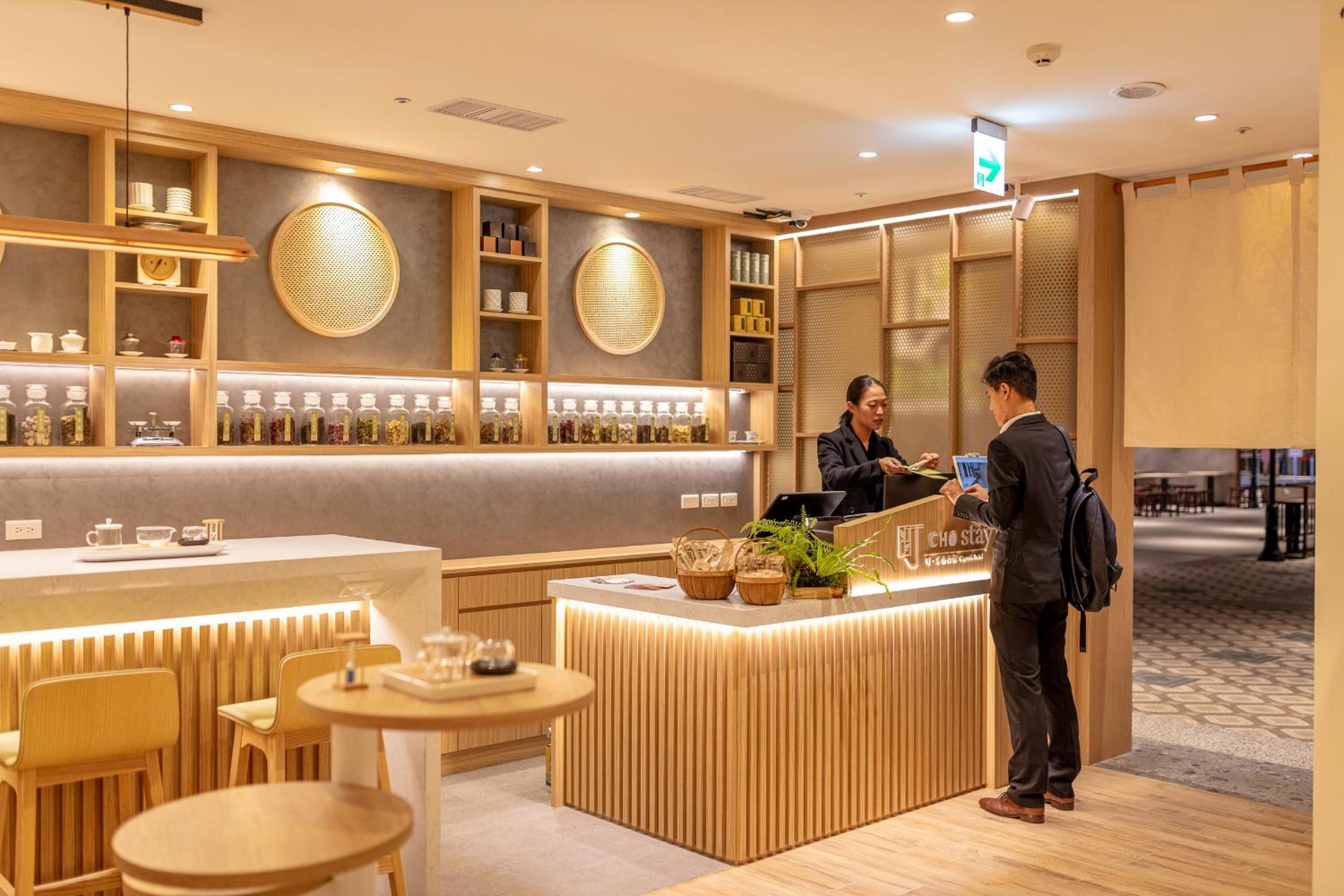 CHO Stay Capsule Hotel-Taoyuan Airport T2 view 2