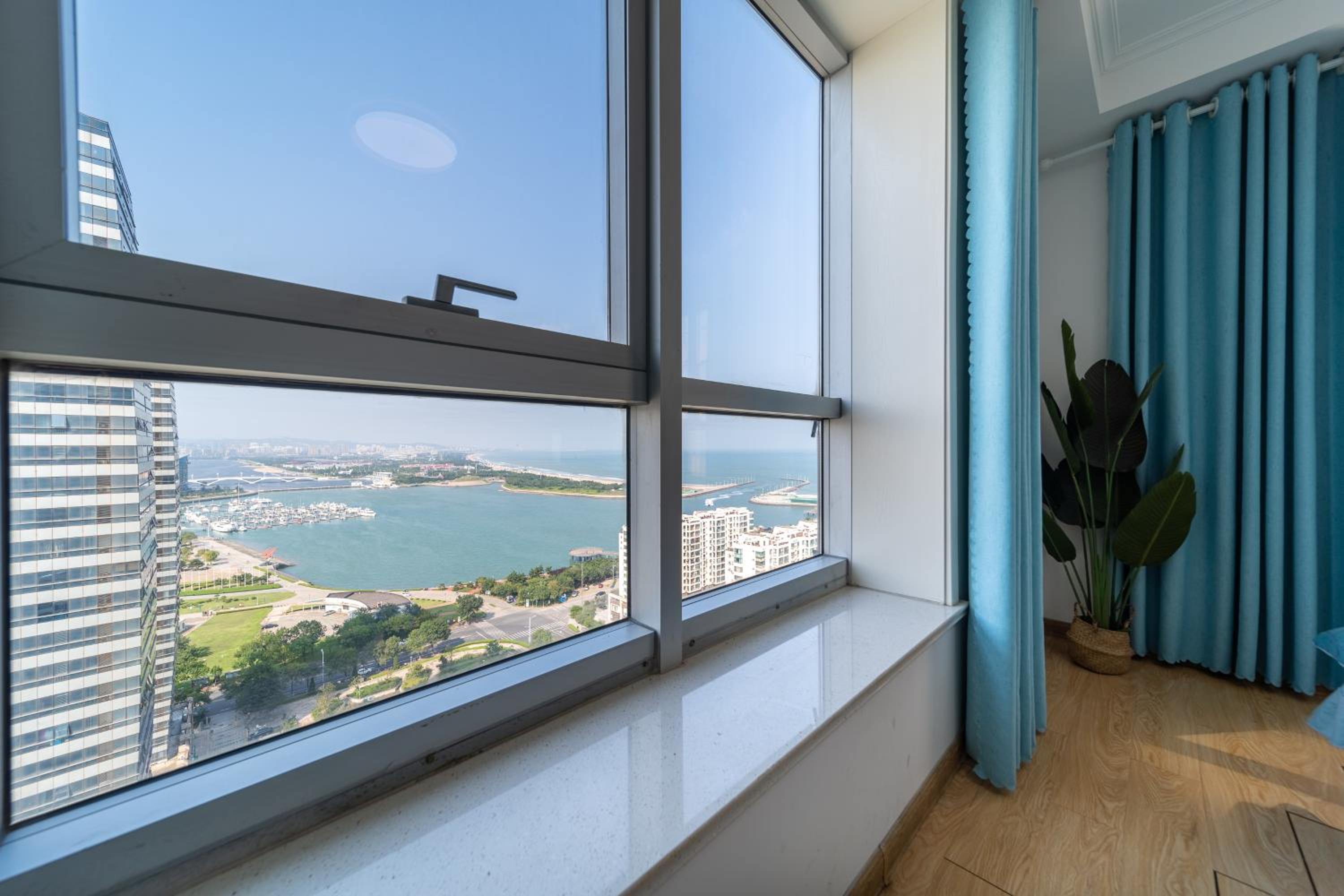 Cloud & Sea Boutique Apartment