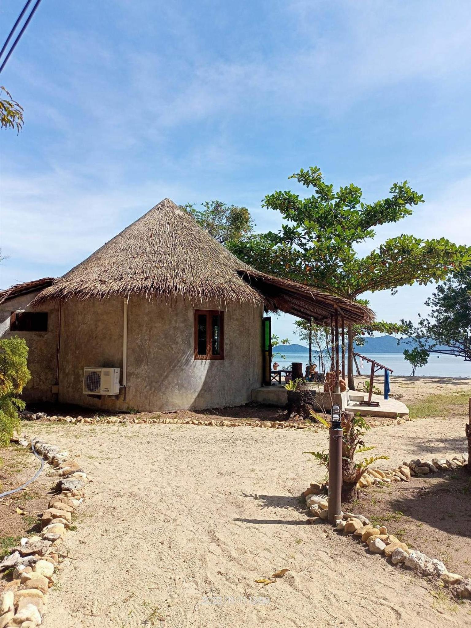 The Tropical Beach Resort