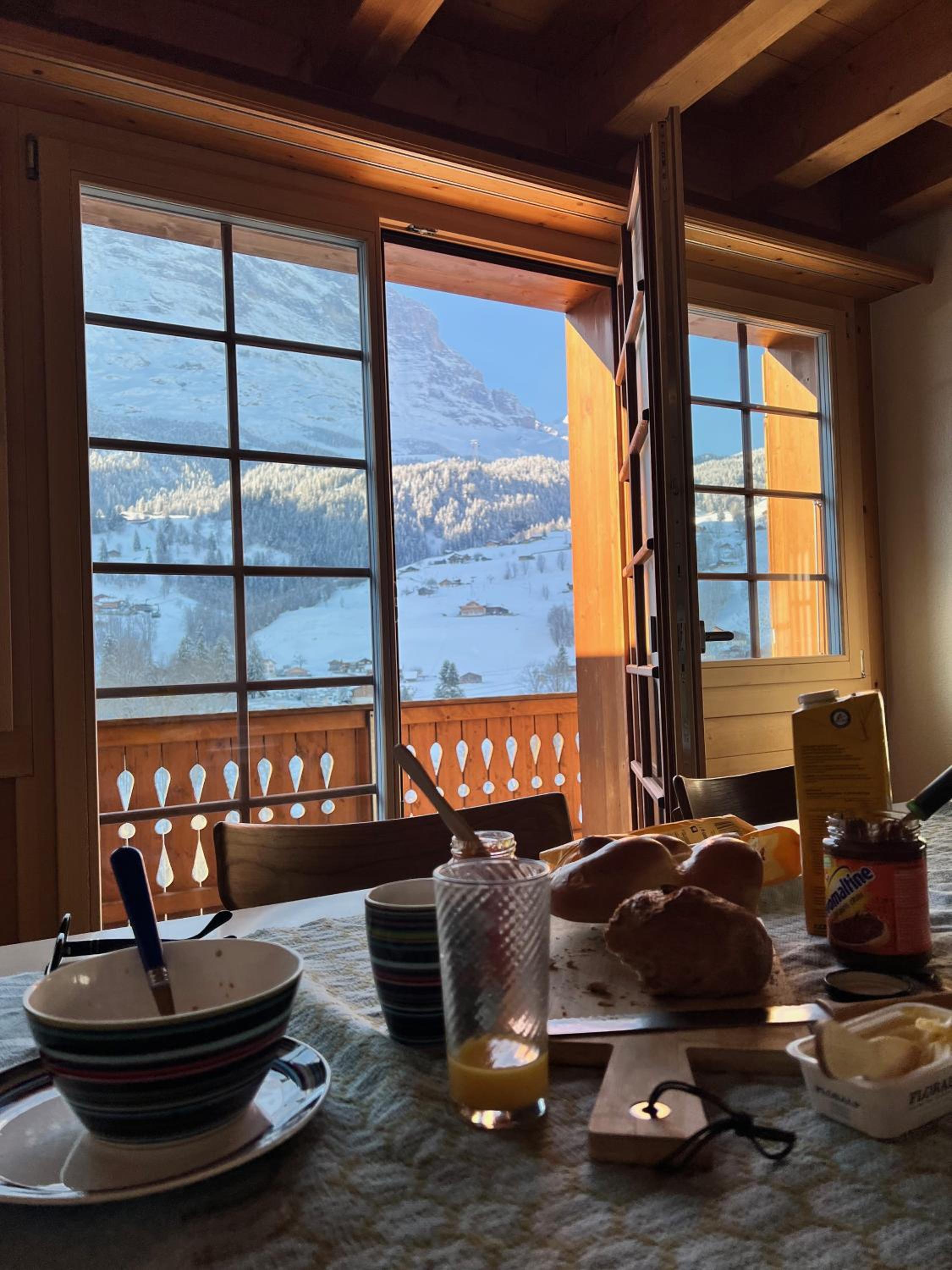 Spacious apartment with outstanding views and locations