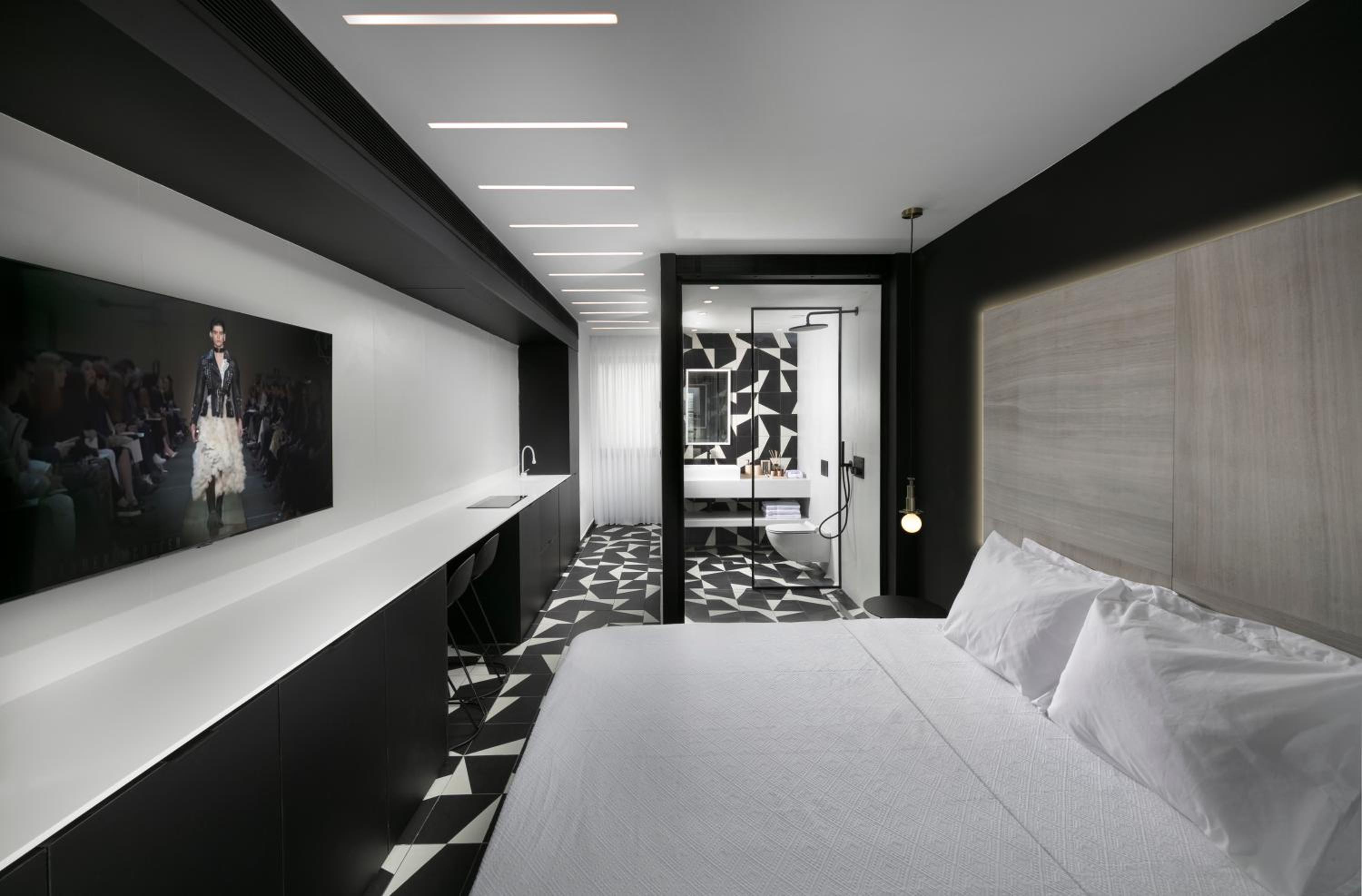 King George Suites - Betzalel view 5