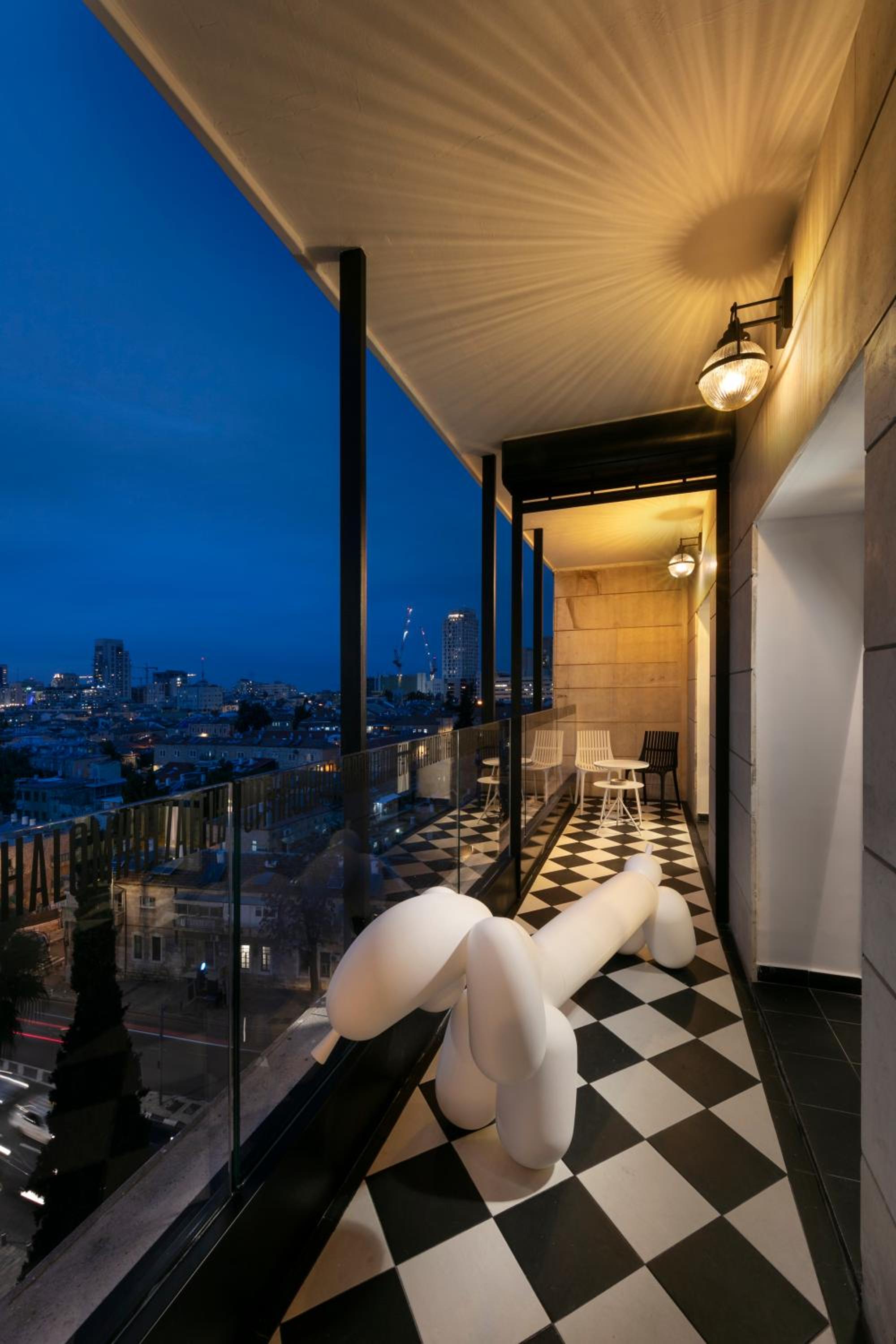 King George Suites - Betzalel view 2
