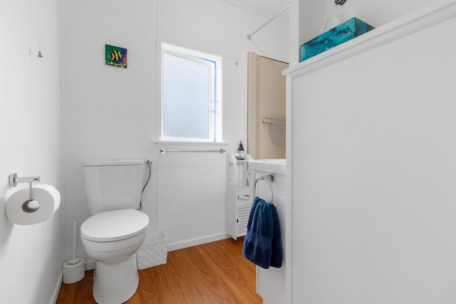 Whare Nui on Rennie - Thames Holiday Home view 2