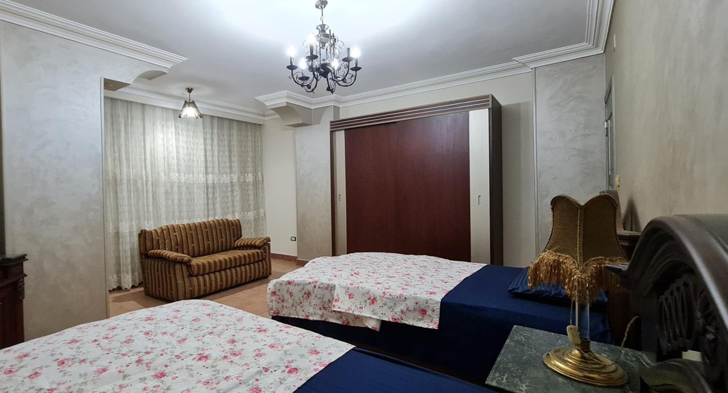 Comfy 2-Bedrooms Apartment in Cairo 44-2