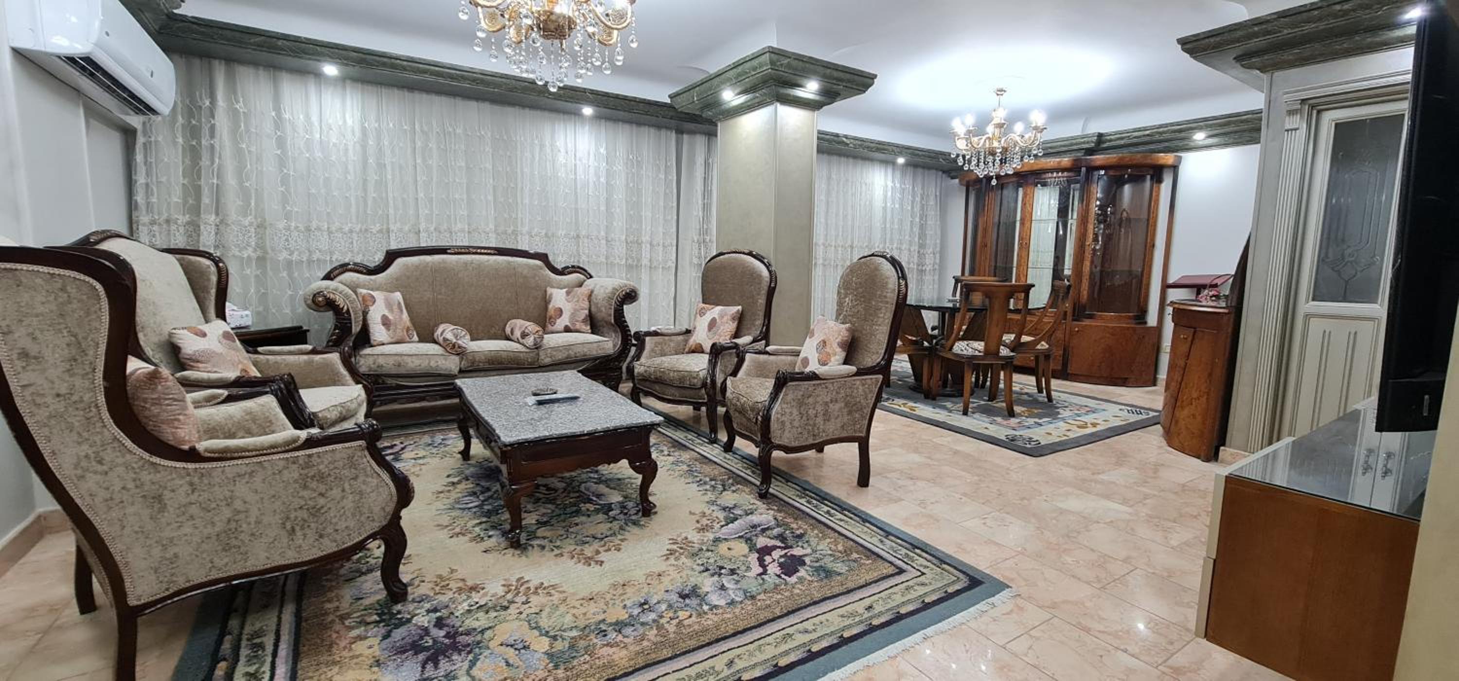 Comfy 2-Bedrooms Apartment in Cairo 44-2